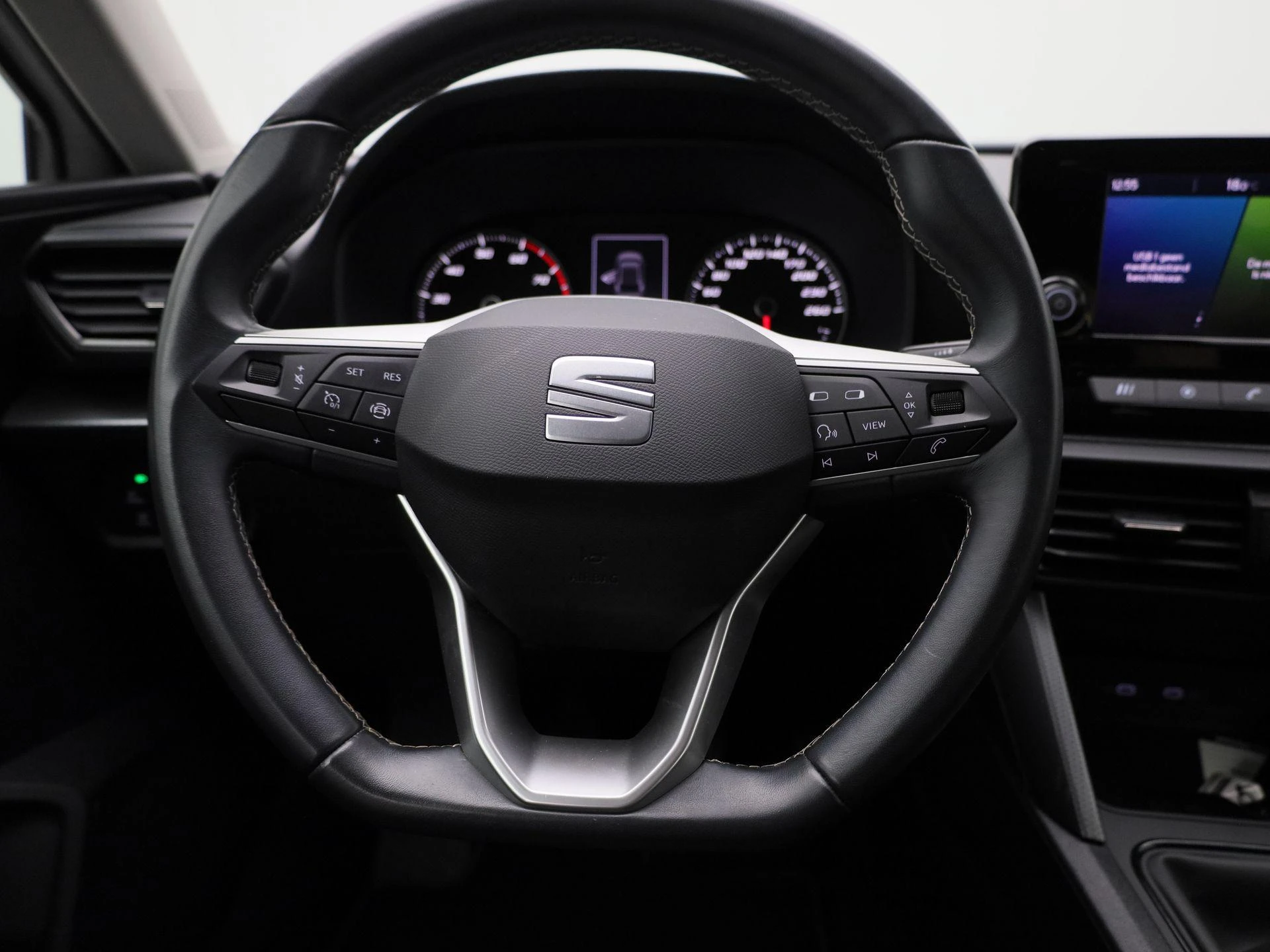 SEAT-Leon-image-6