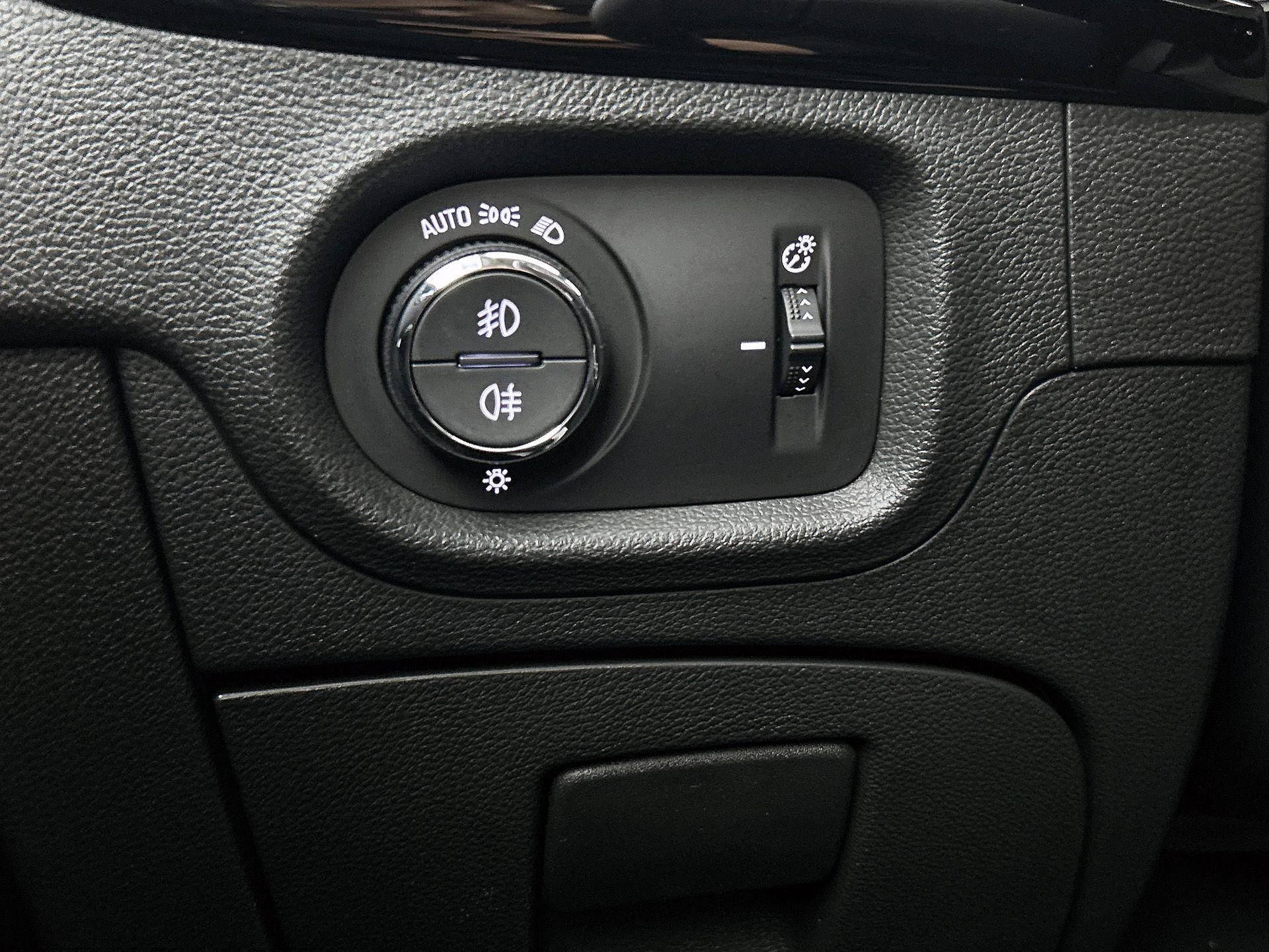 Opel-Astra-image-20