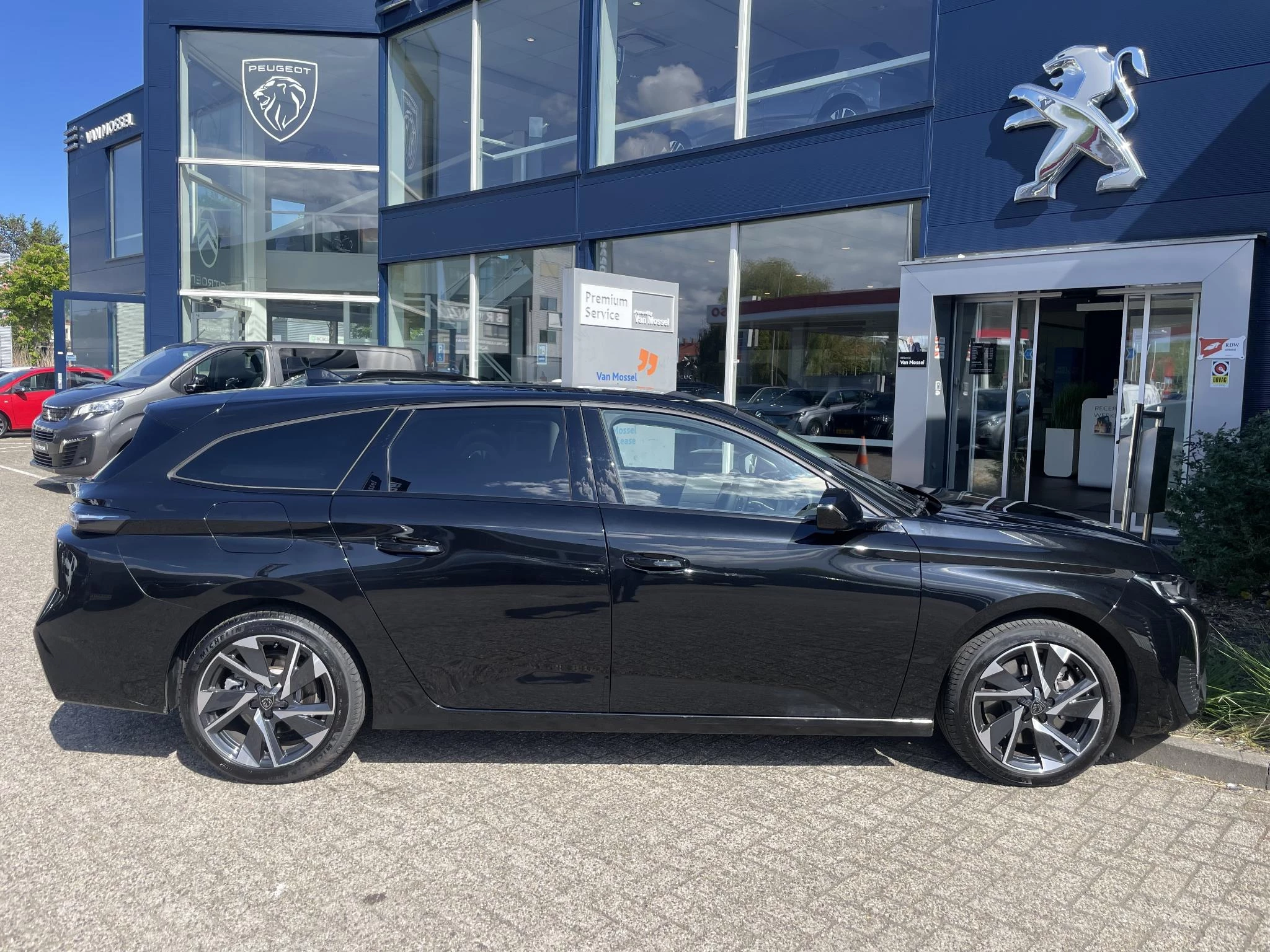 Peugeot 308 SW 1.6 Plug-in Hybrid 180 Allure Avantage