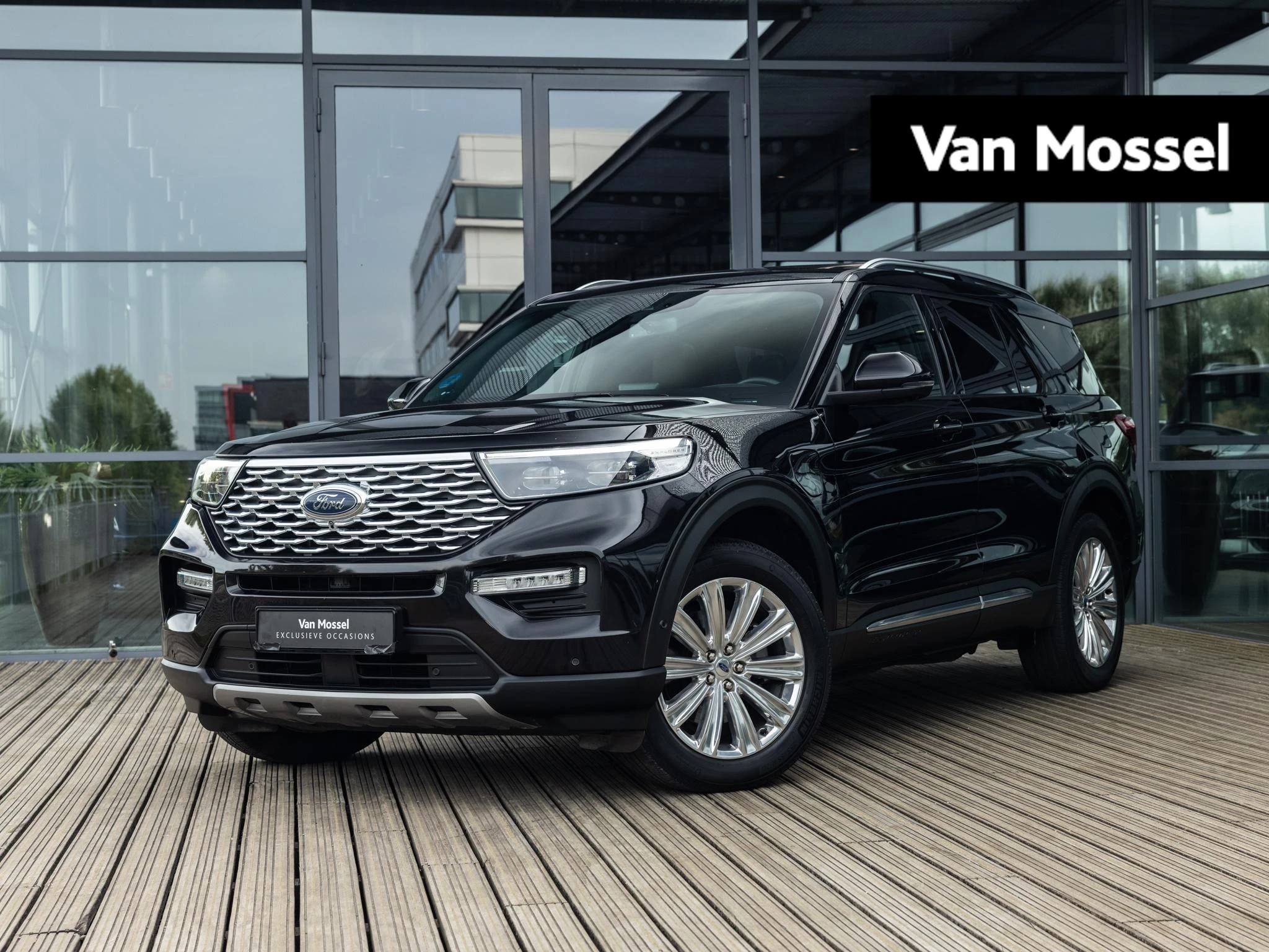 Ford-Explorer-image-0