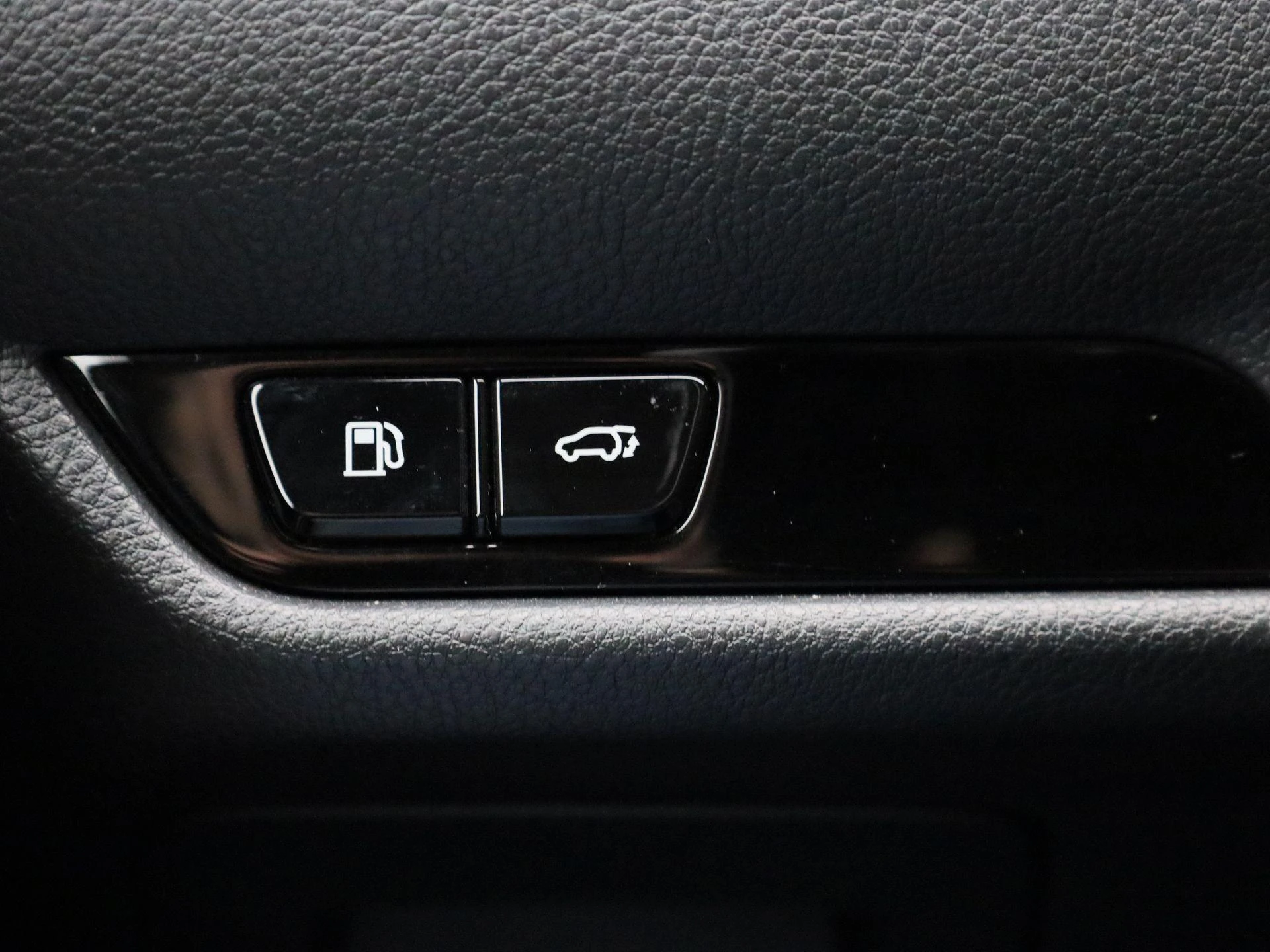 Lexus-NX-image-23