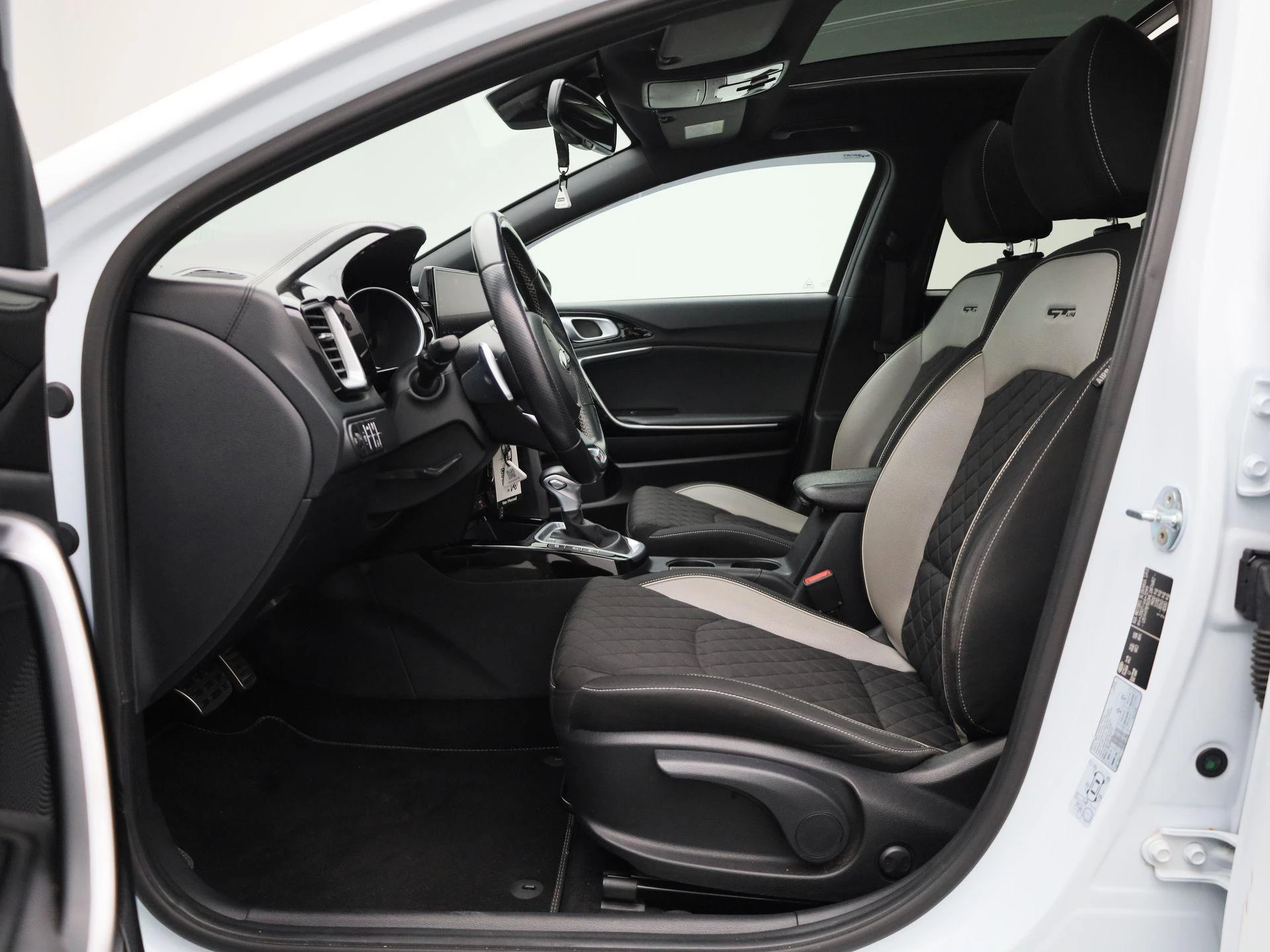 Kia-Ceed-image-10
