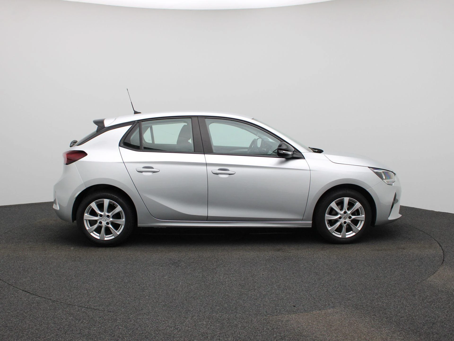 Opel-Corsa-image-5