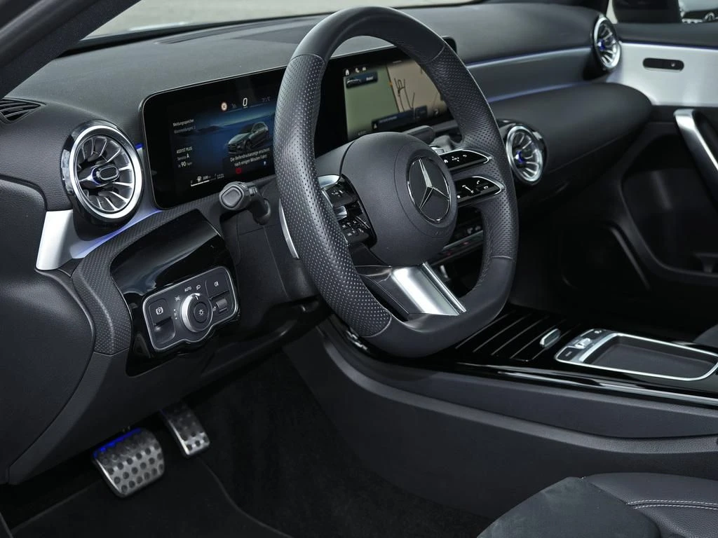 Mercedes-Benz-A-Klasse 200-image-8