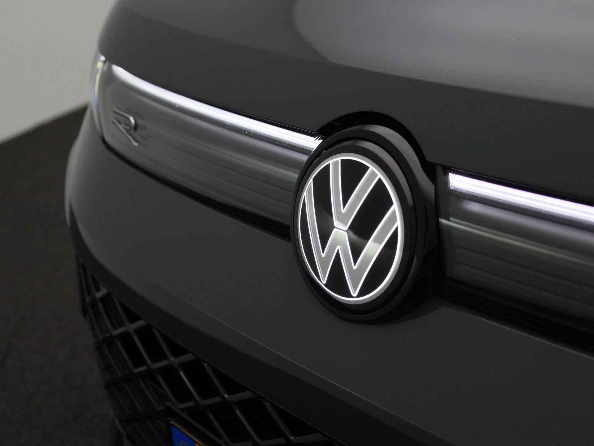 Volkswagen-Tiguan-image-49