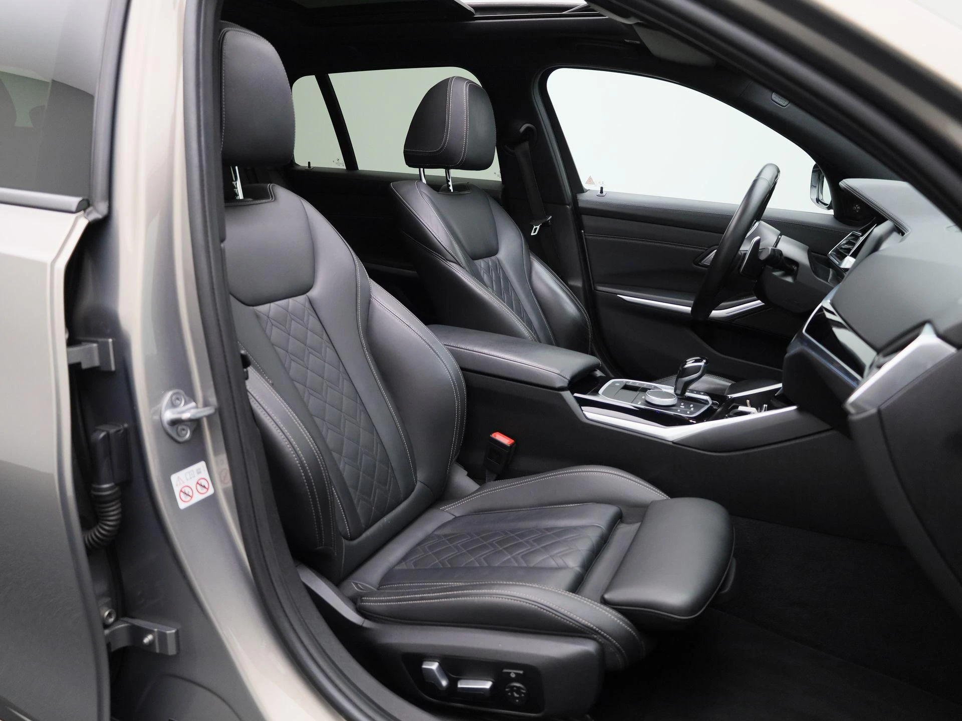 BMW-3 Serie-image-58