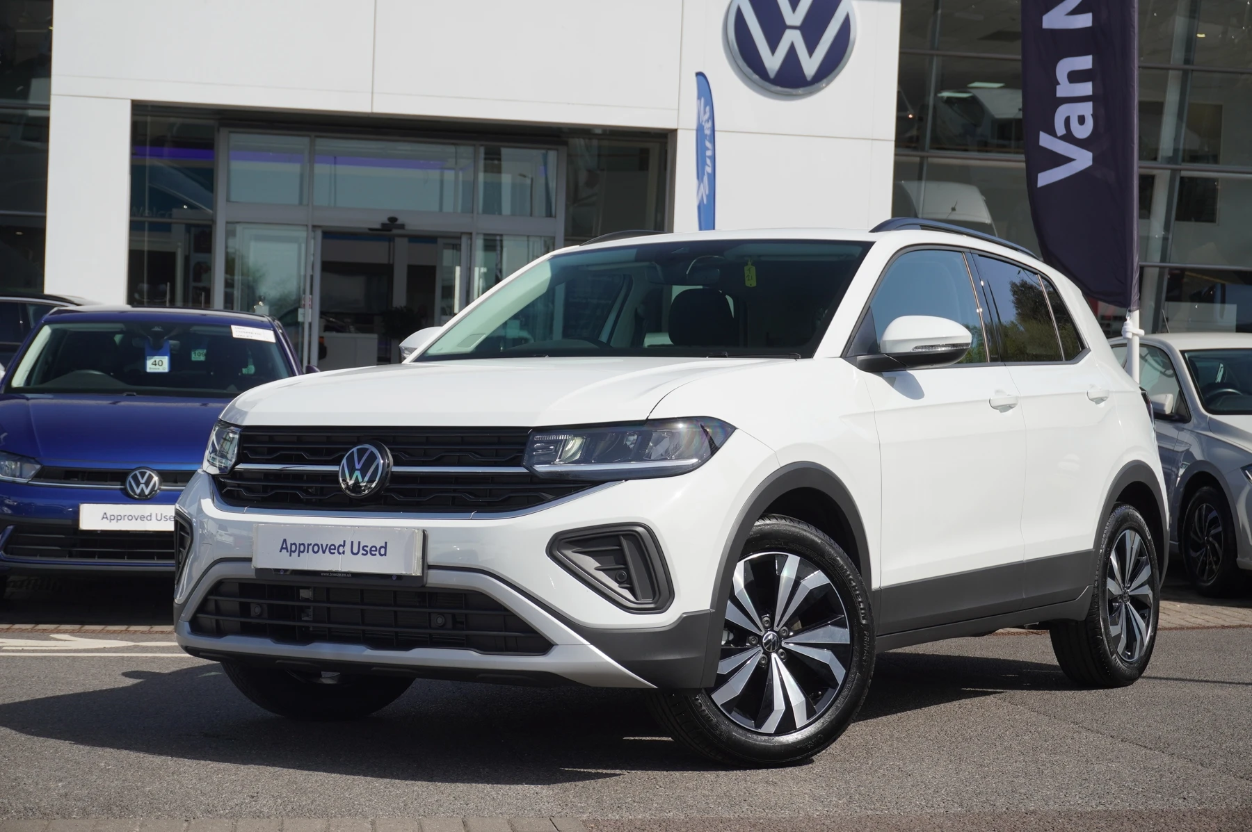 Volkswagen-T-Cross-image-19