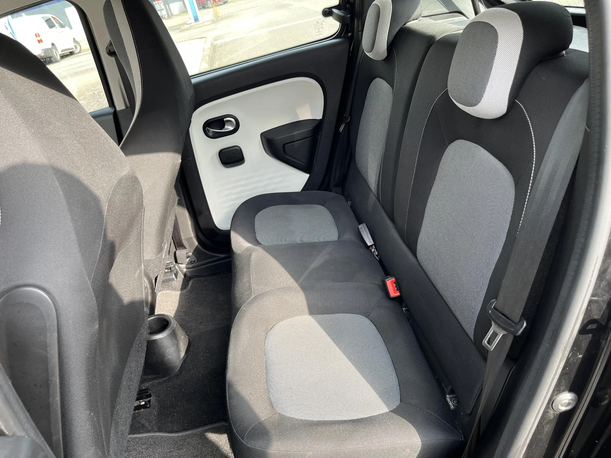 Renault-Twingo-image-26