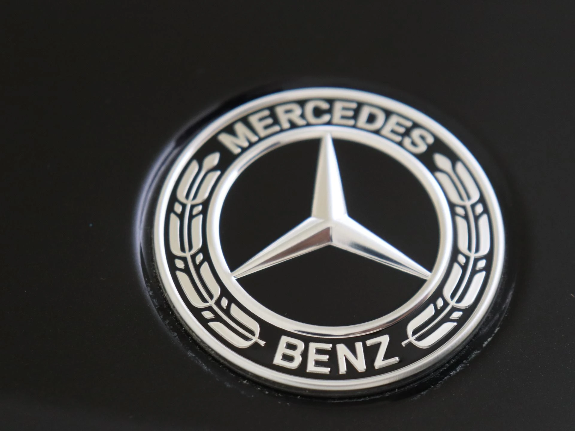Mercedes-Benz-EQS-image-29