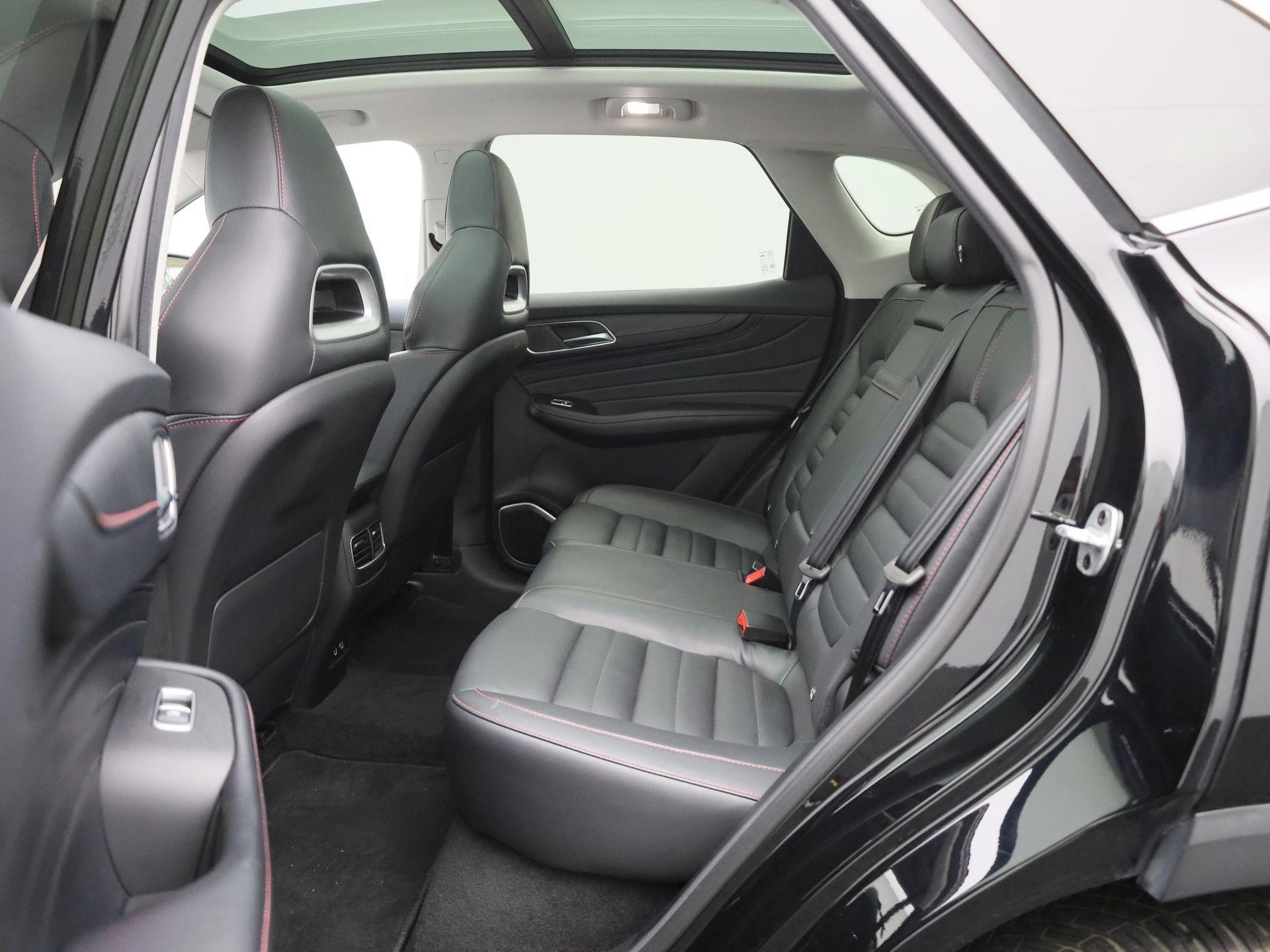 MG EHS 1.5T Luxury