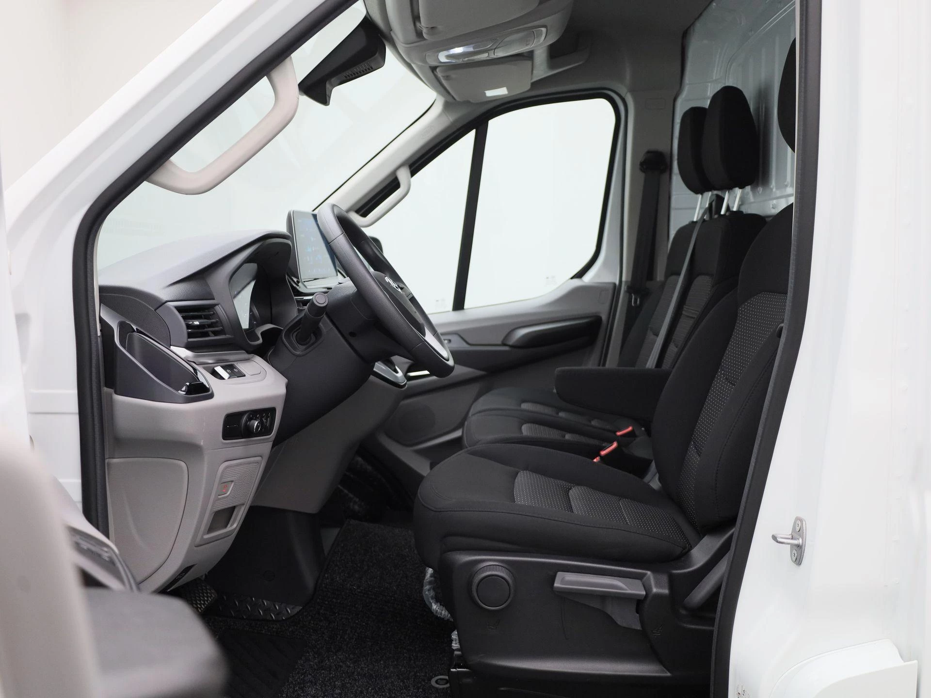 Maxus eDeliver9 L3H2 Business DEAL 89 kWh