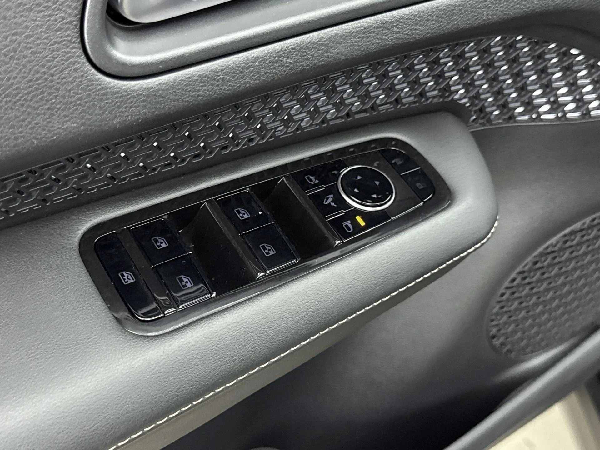 Nissan-ARIYA-image-8