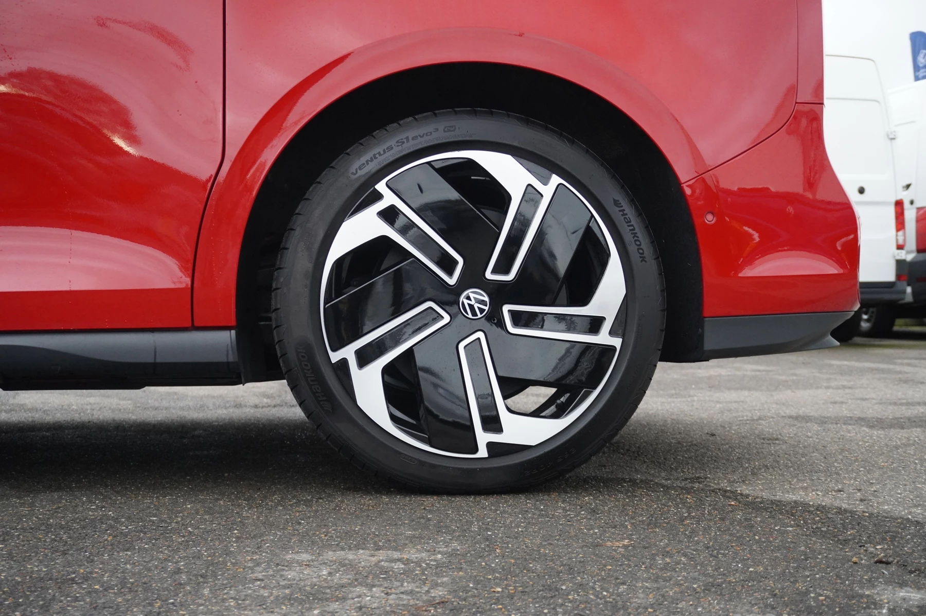 Volkswagen-ID. Buzz-image-20