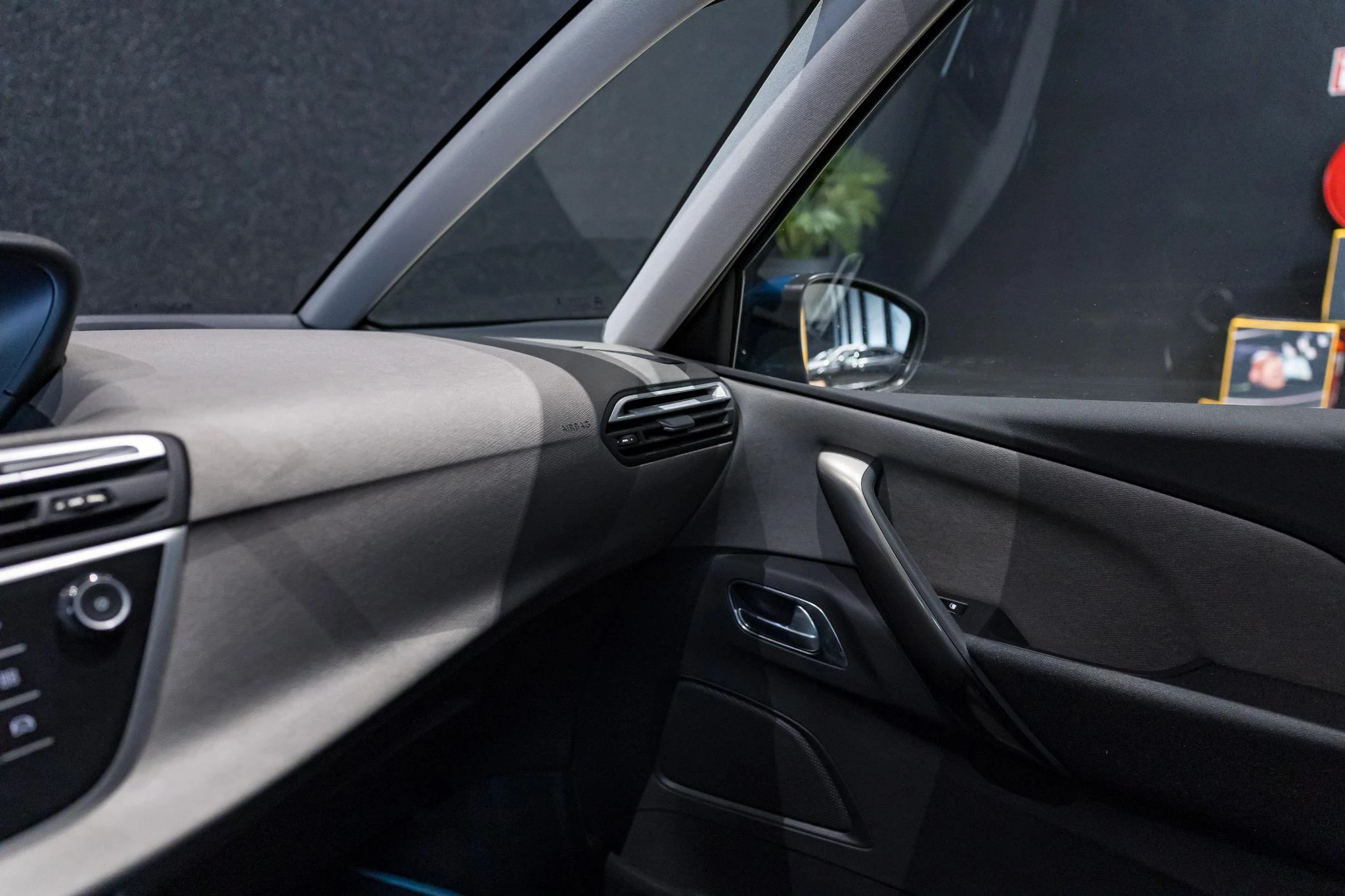 Citroën-C4 Spacetourer-image-28