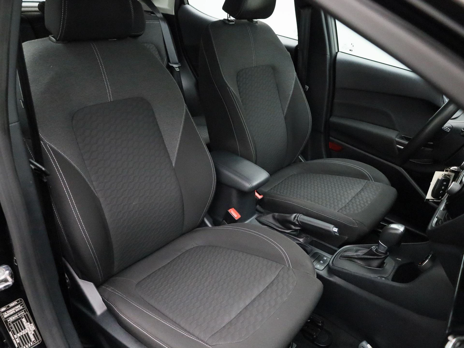 Ford Fiesta 1.0 EcoBoost Hybrid Titanium