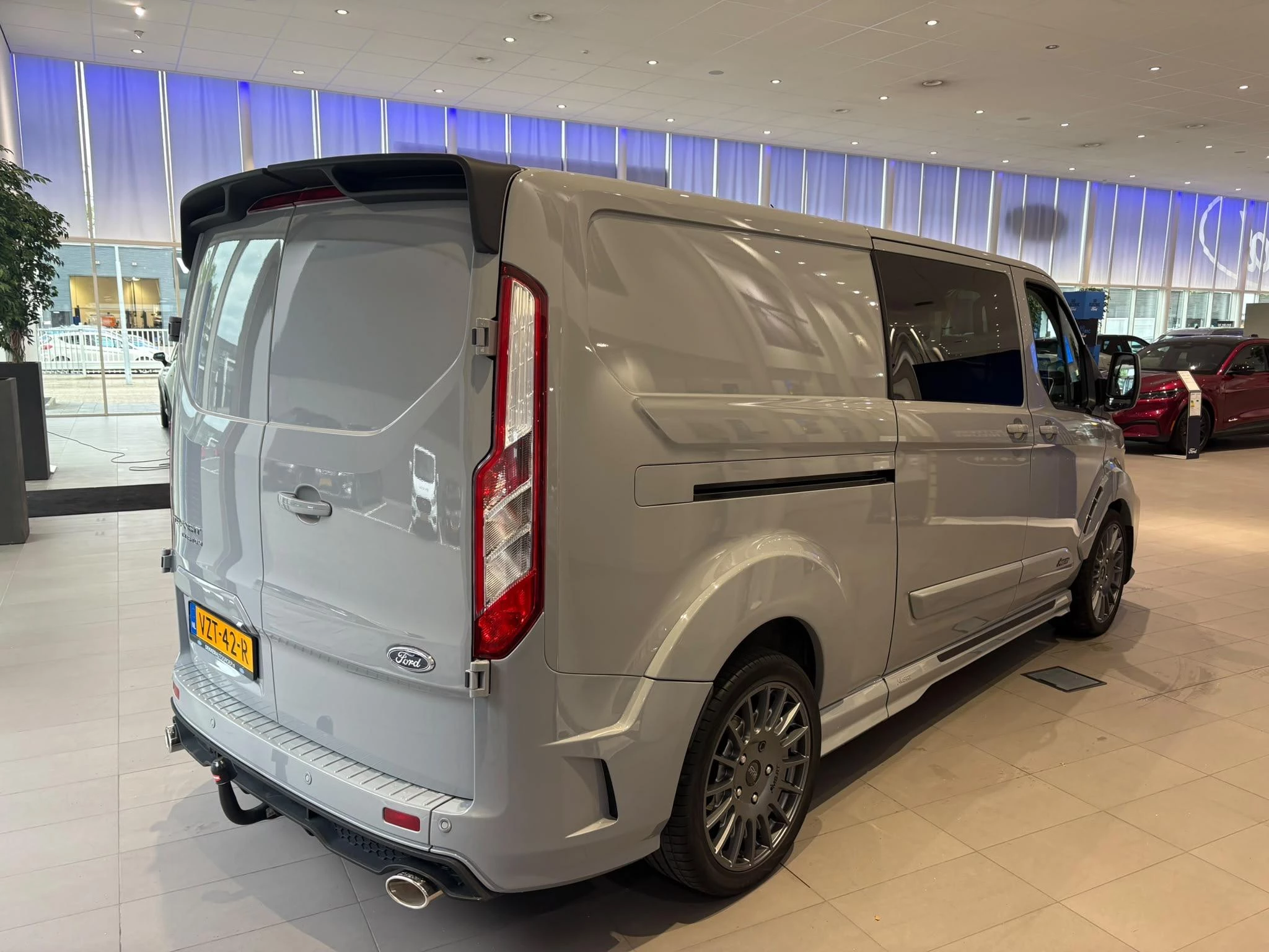 Ford Transit Custom 320 2.0 TDCI L2H1 MS-RT Limited DC