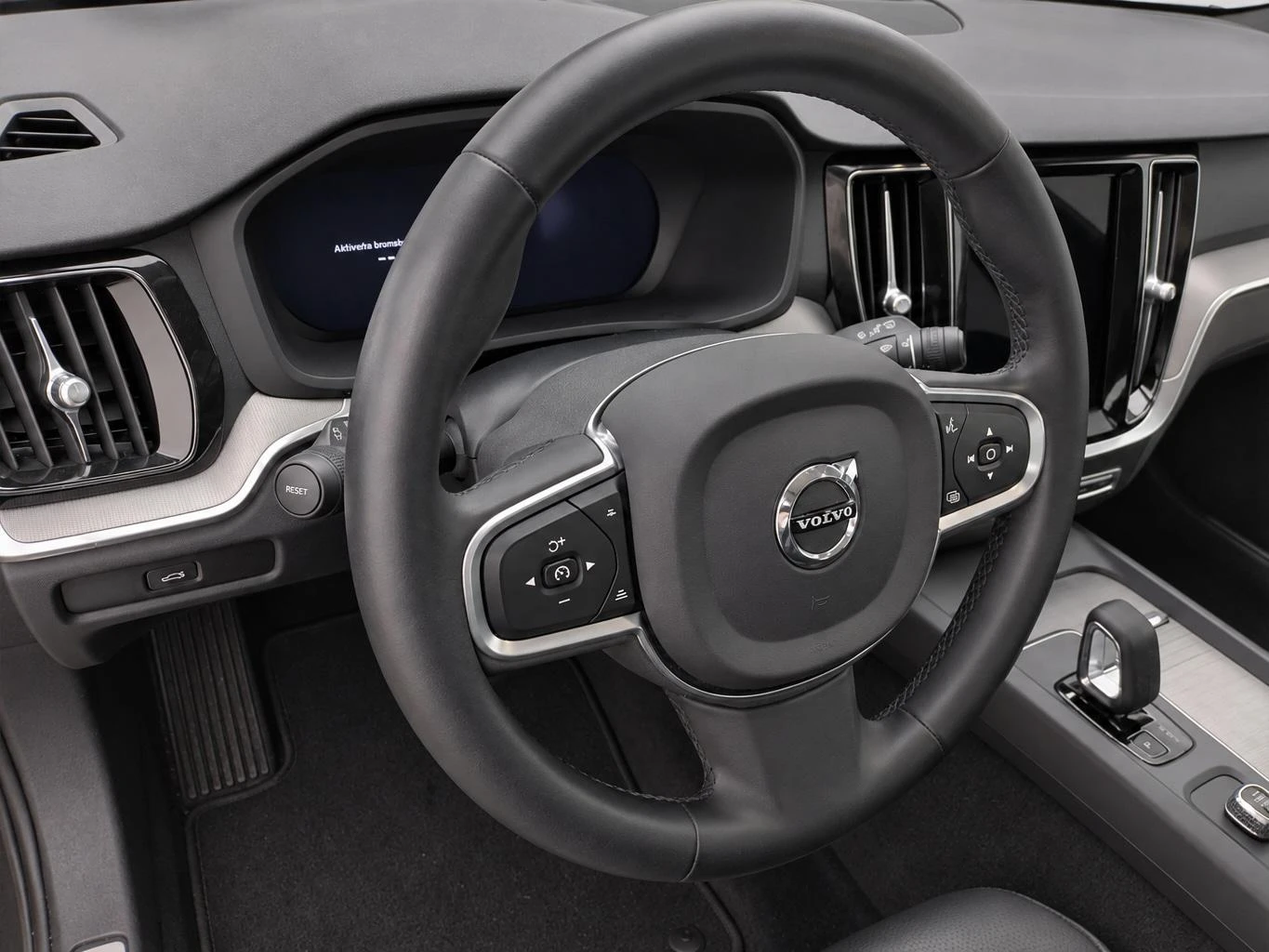 Volvo-V60-image-10