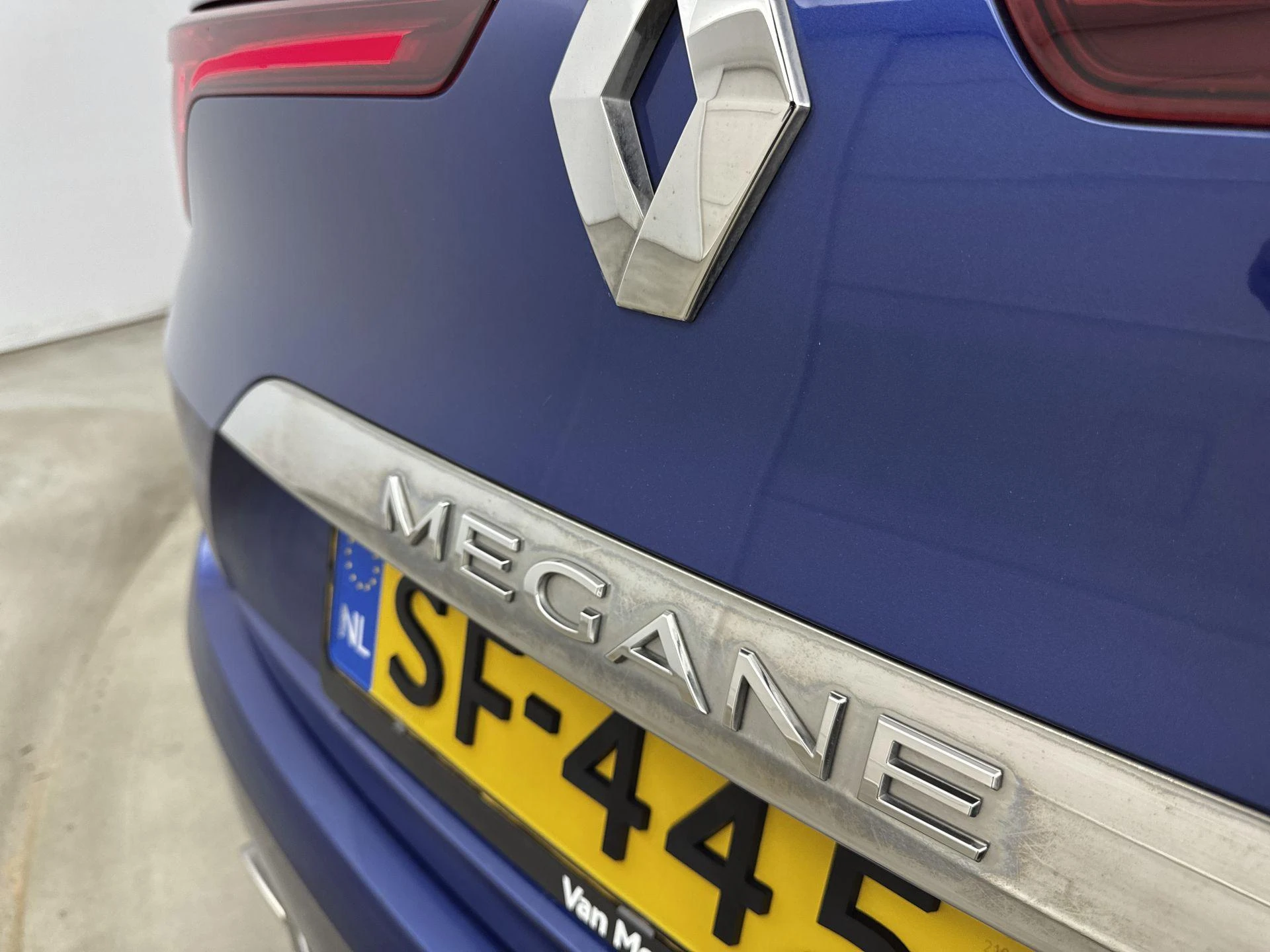 Renault-Mégane Estate-image-13