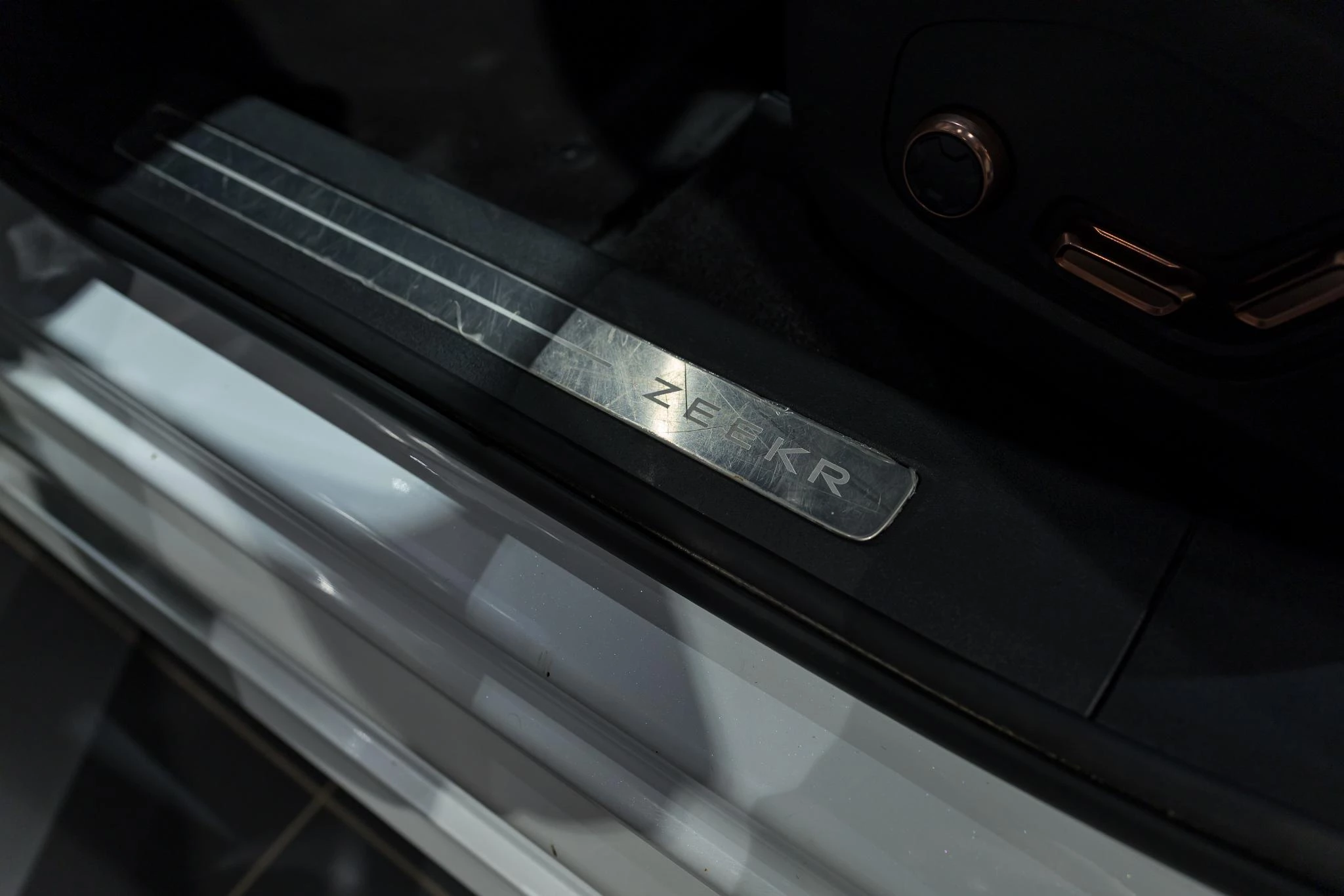 Zeekr-001-image-29