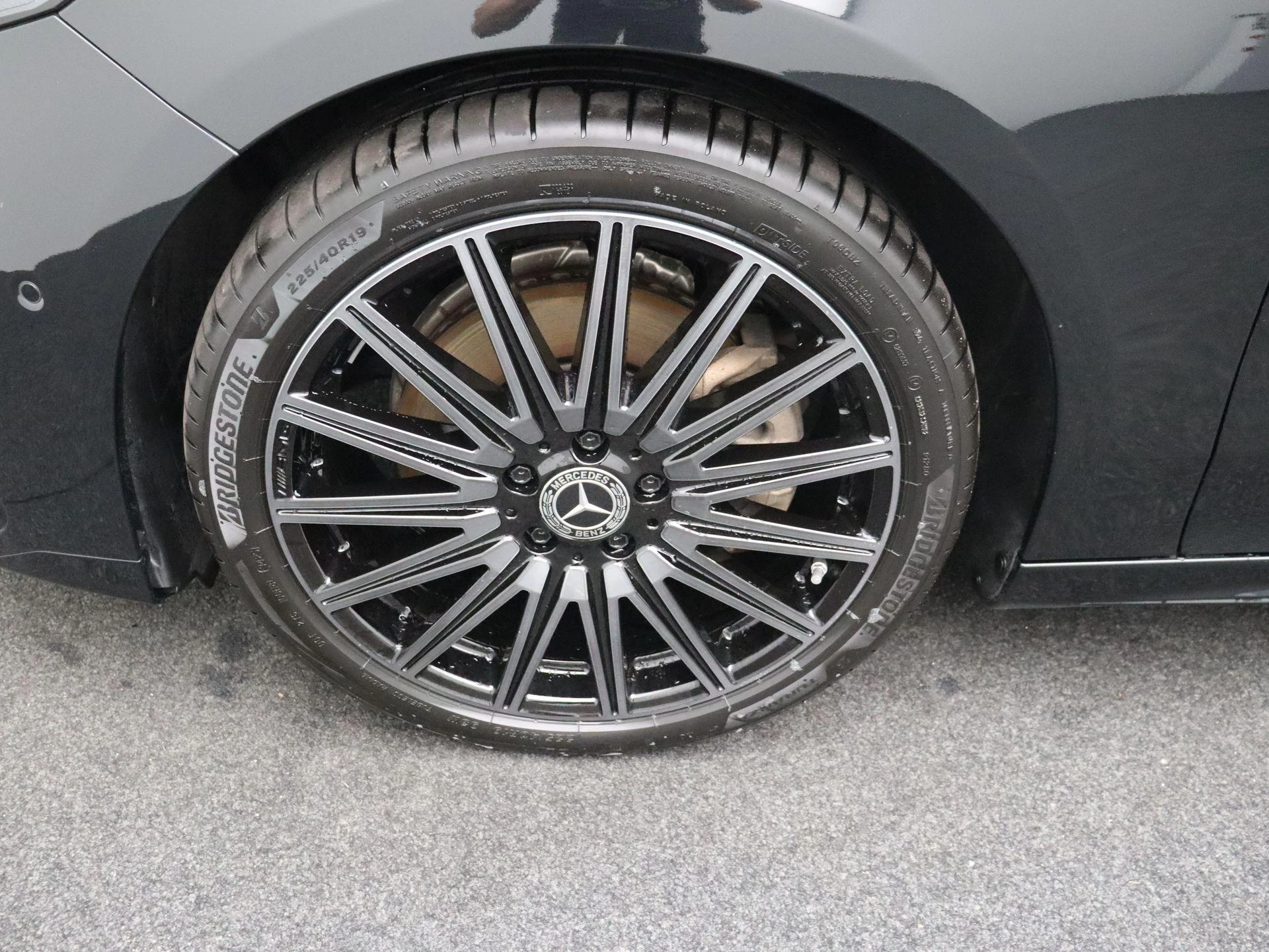 Mercedes-Benz-CLA-image-6