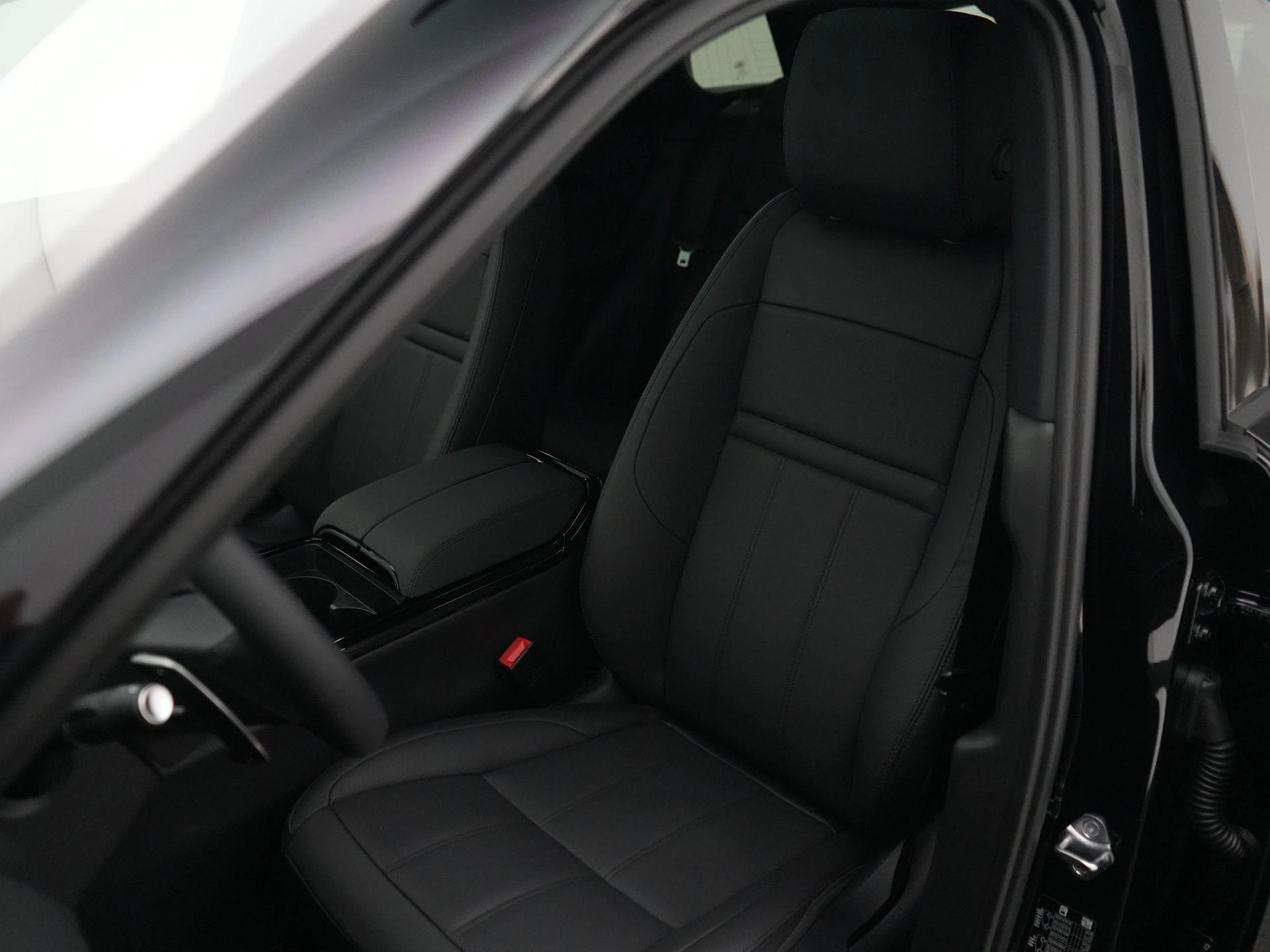 Land Rover-Range Rover Evoque-image-6