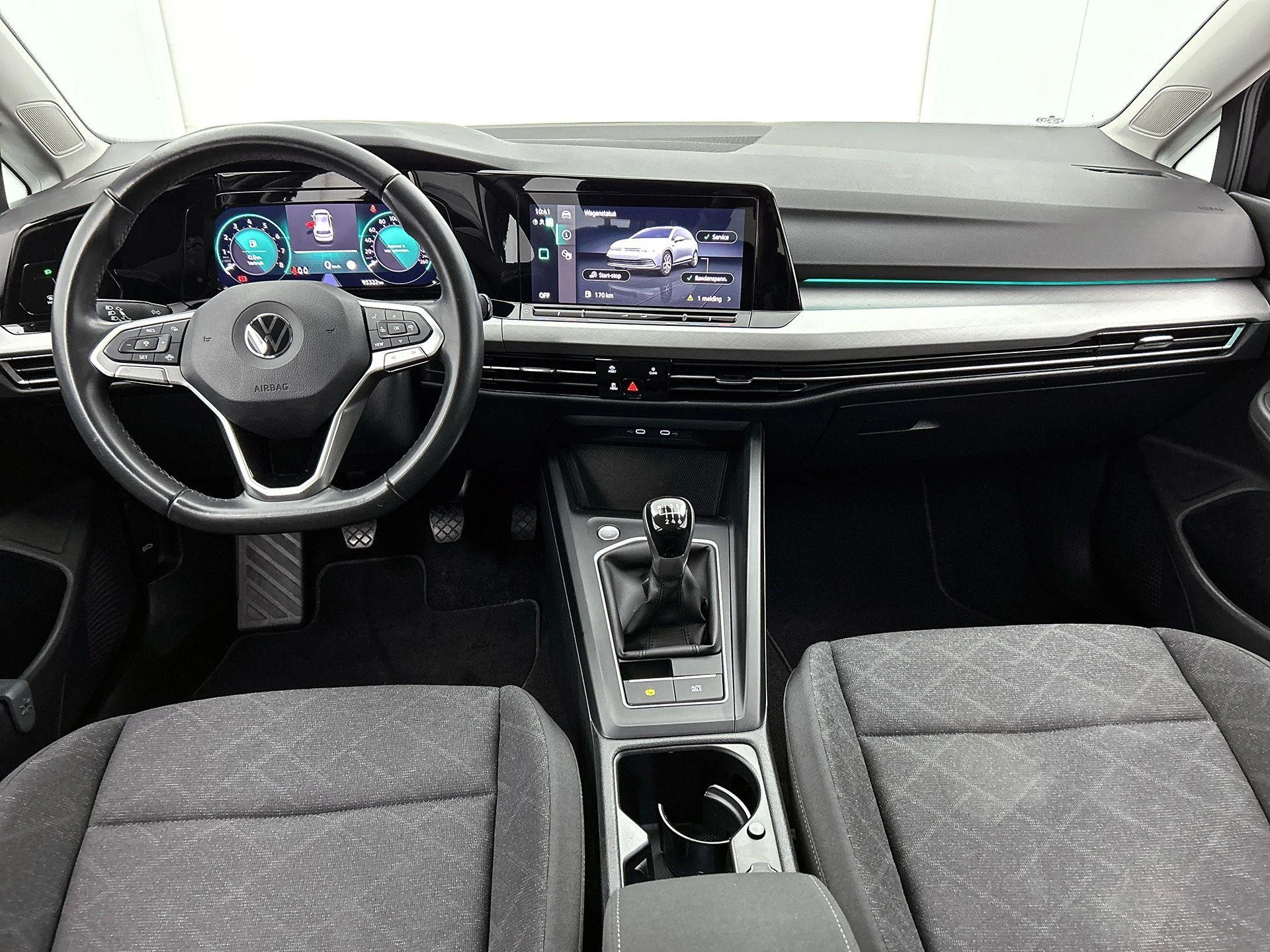 Volkswagen-Golf-image-20