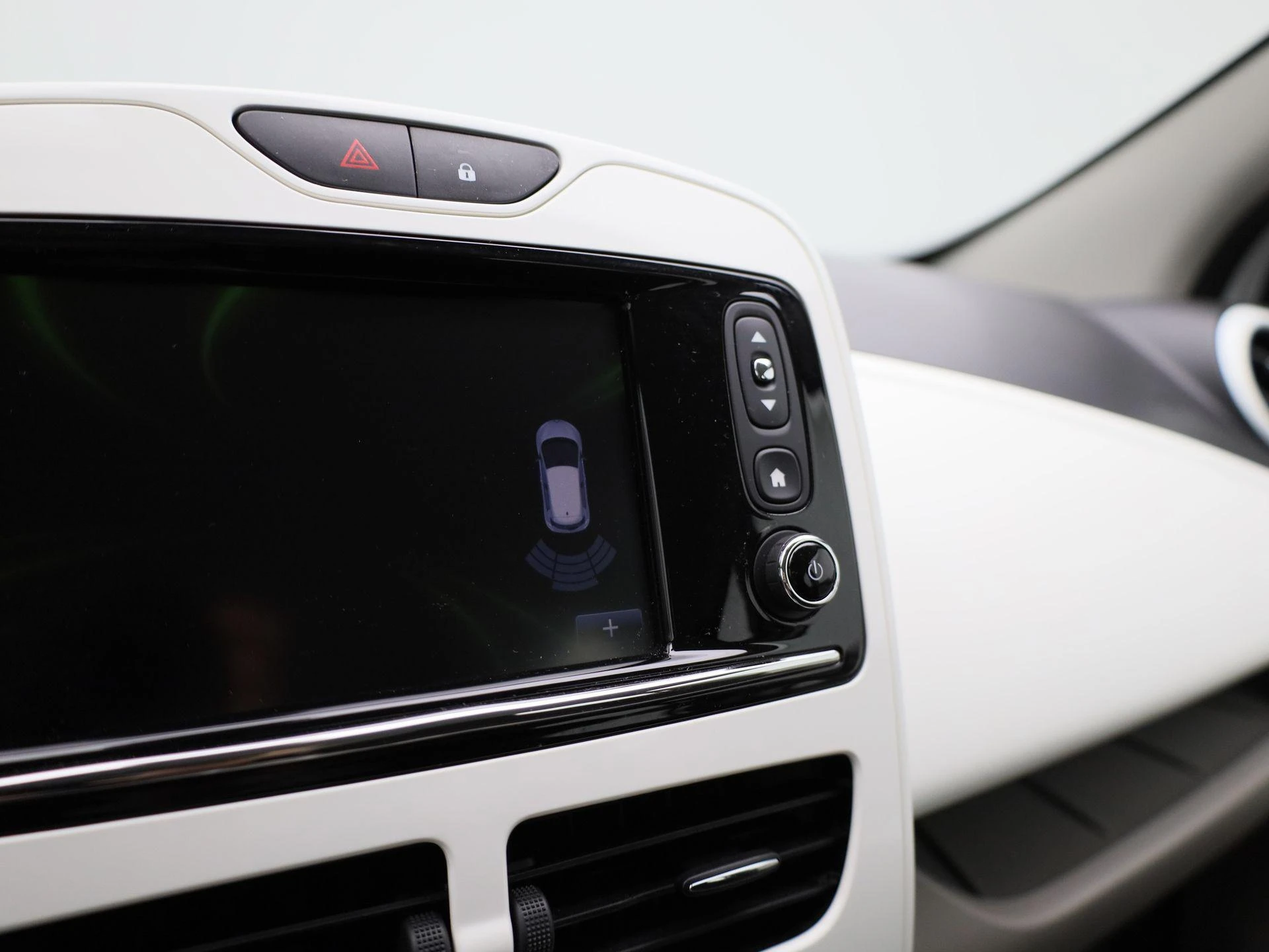 Renault-ZOE-image-27