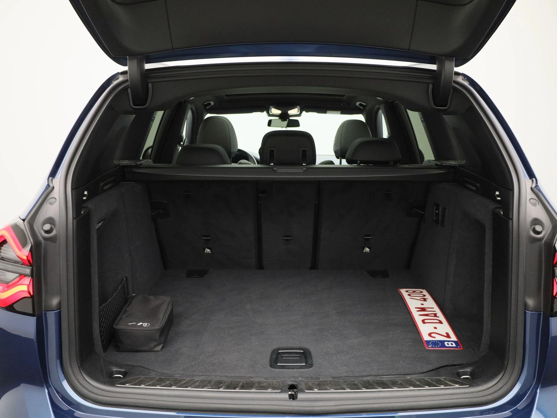 BMW-iX3-image-13
