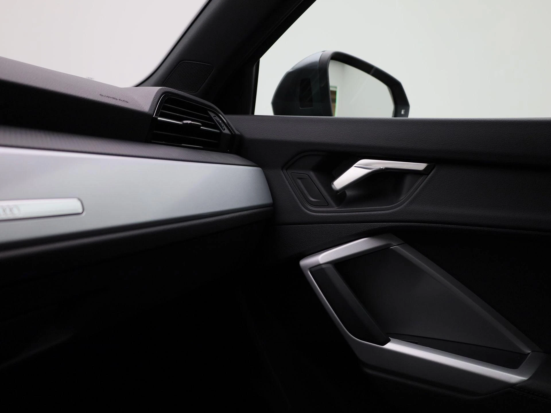 Audi-Q3-image-27
