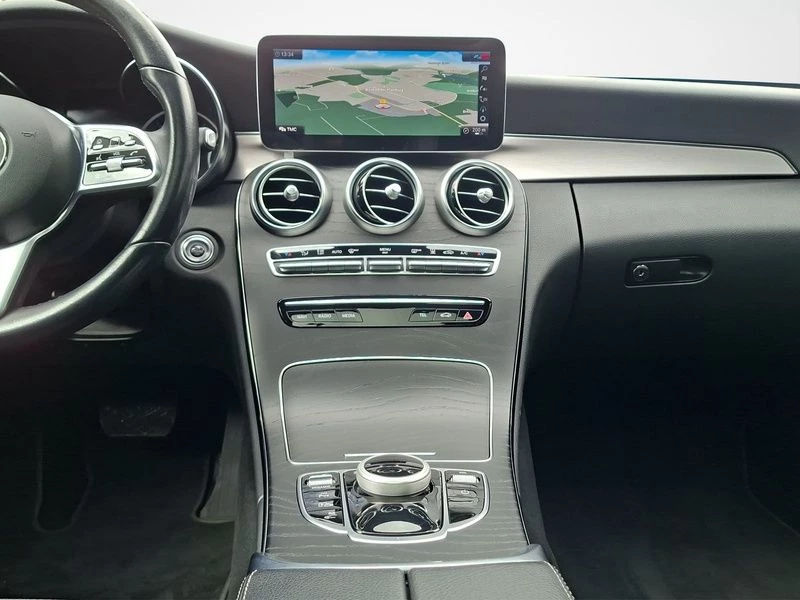 Mercedes-Benz C-Klasse 300 de T AVANTGARDE PANO LED KAMERA SHZ PDC AVANTGARDE