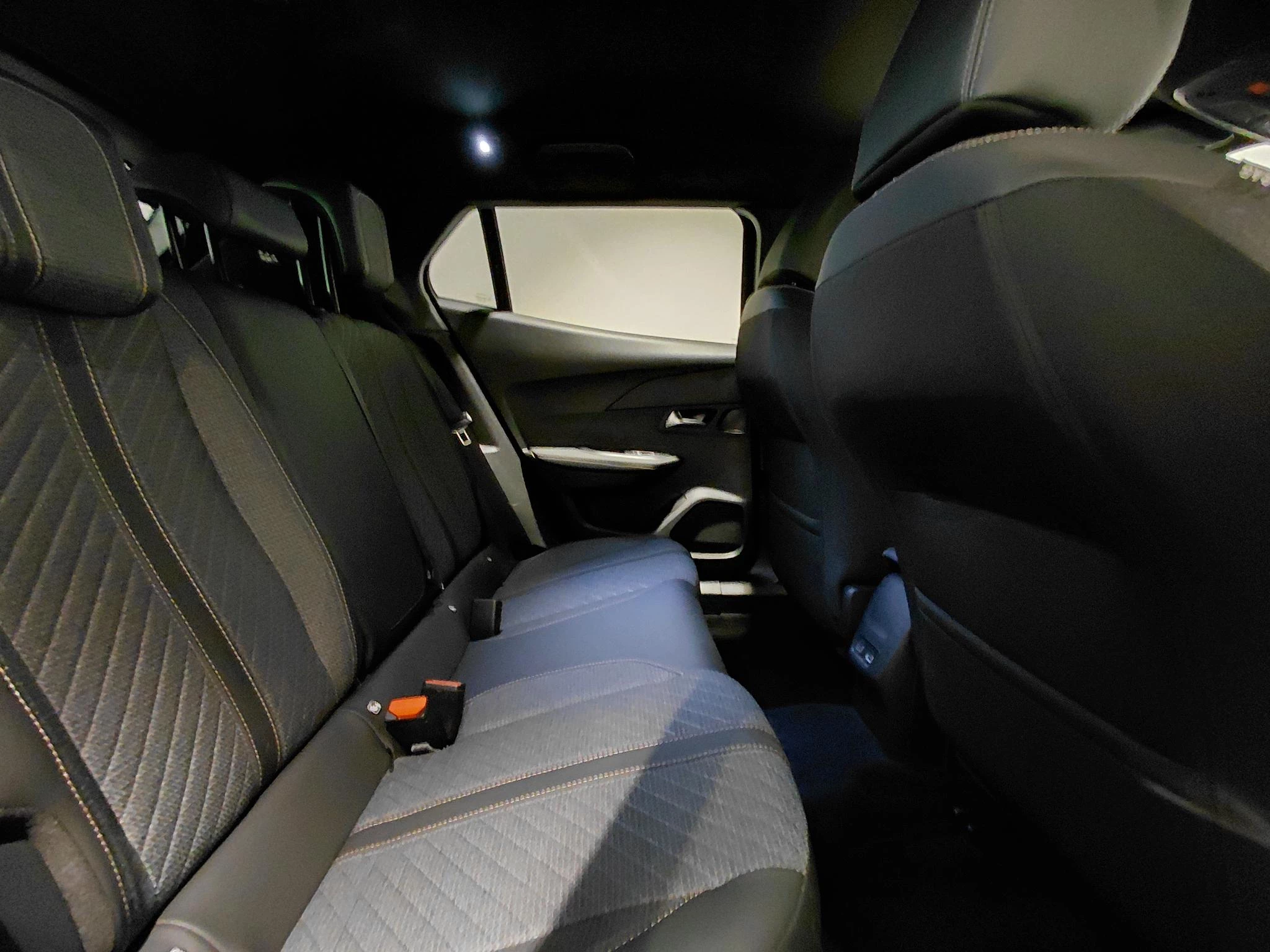 Peugeot-e-2008-image-20