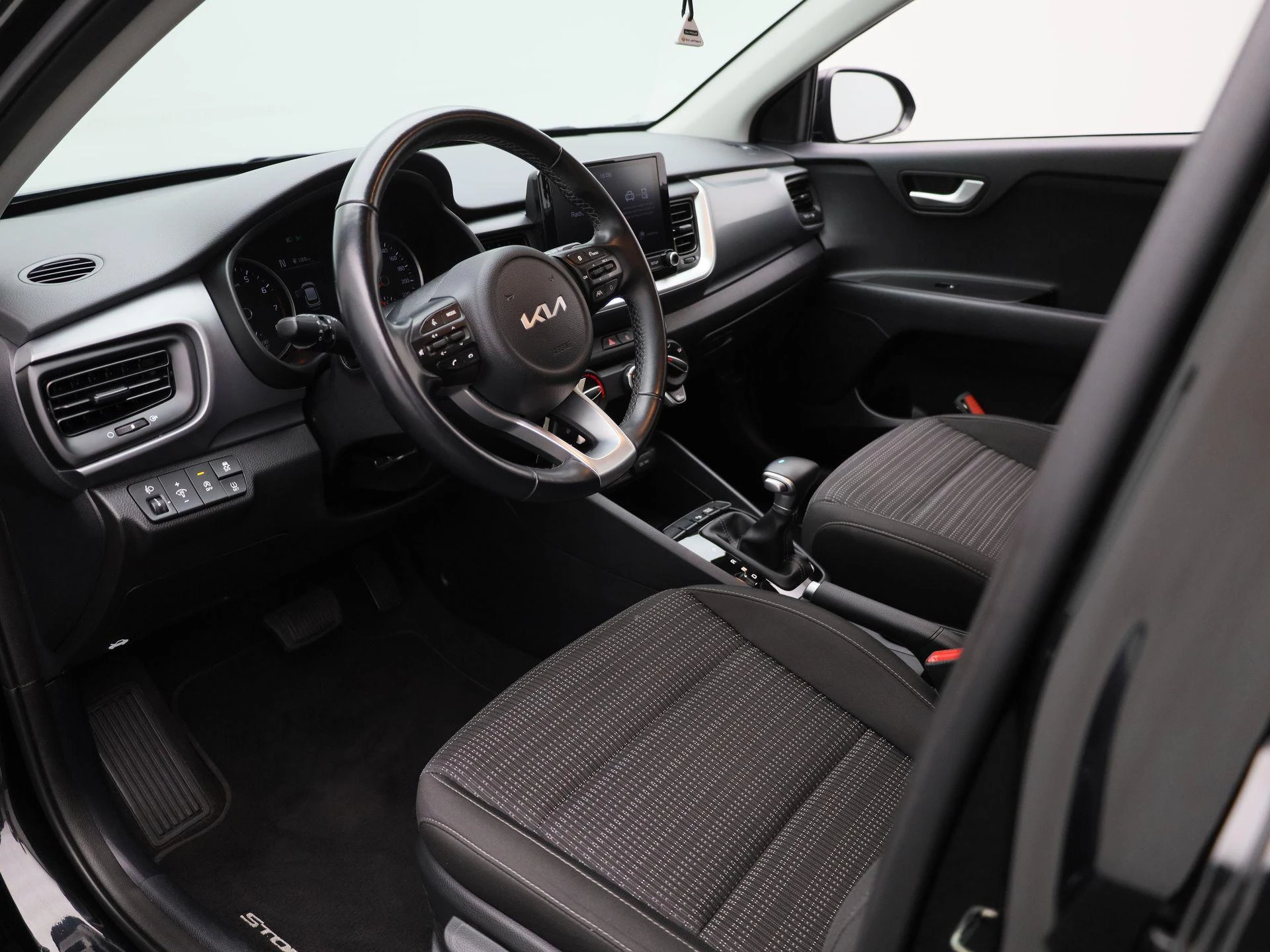 Kia-Stonic-image-14