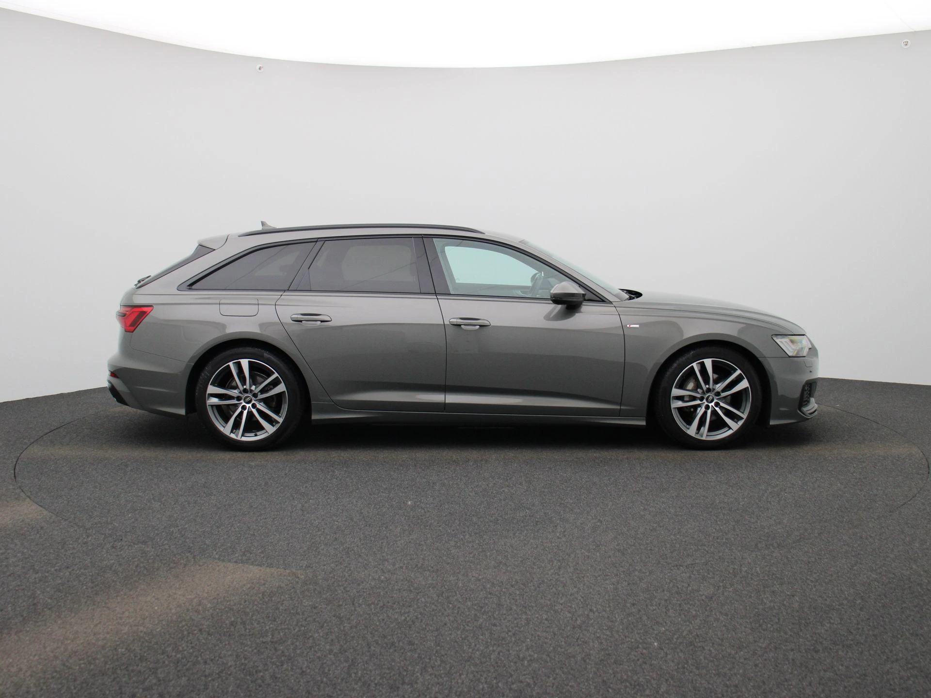 Audi-A6-image-5
