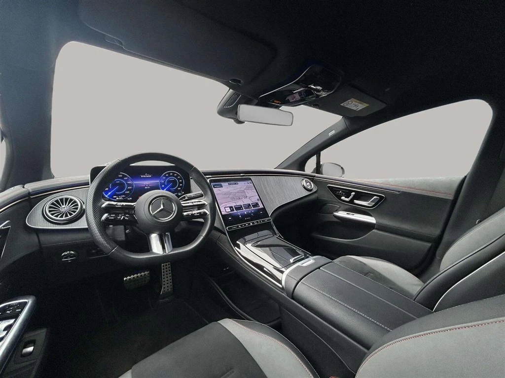 Mercedes-Benz-EQE-image-11