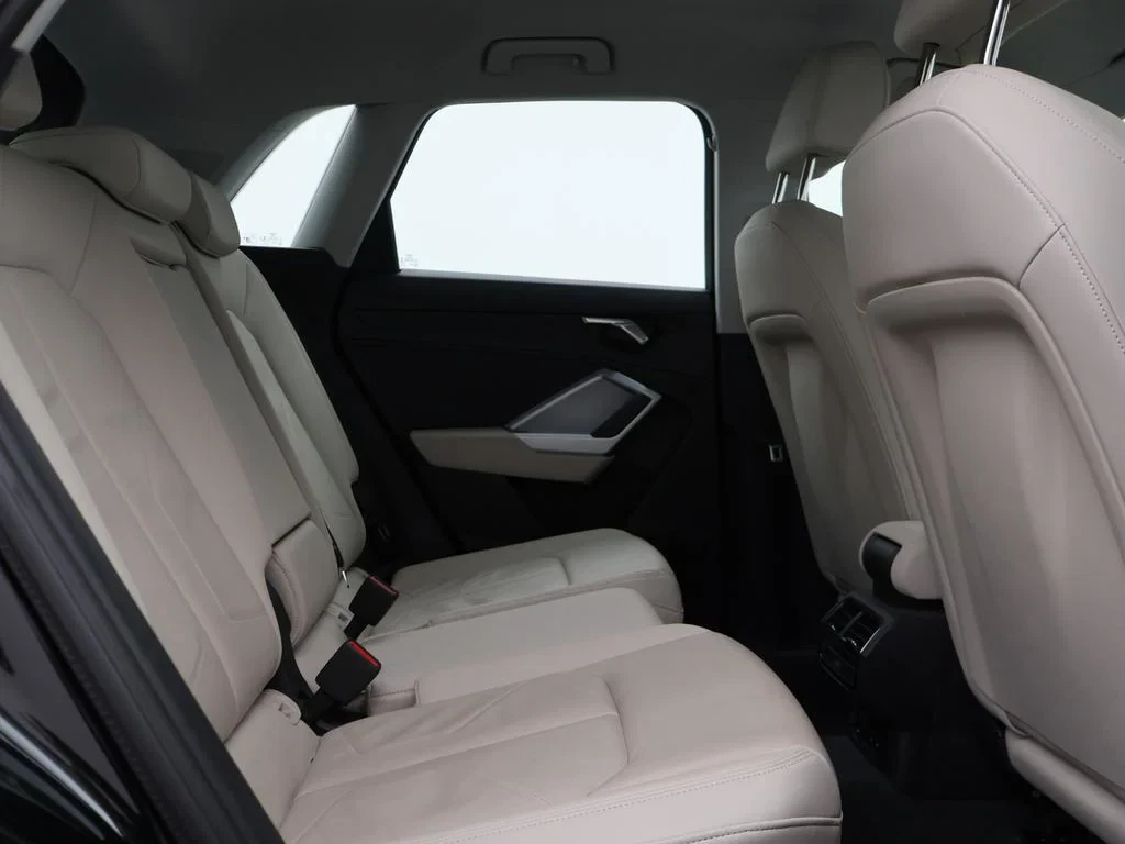 Audi-Q3-image-10