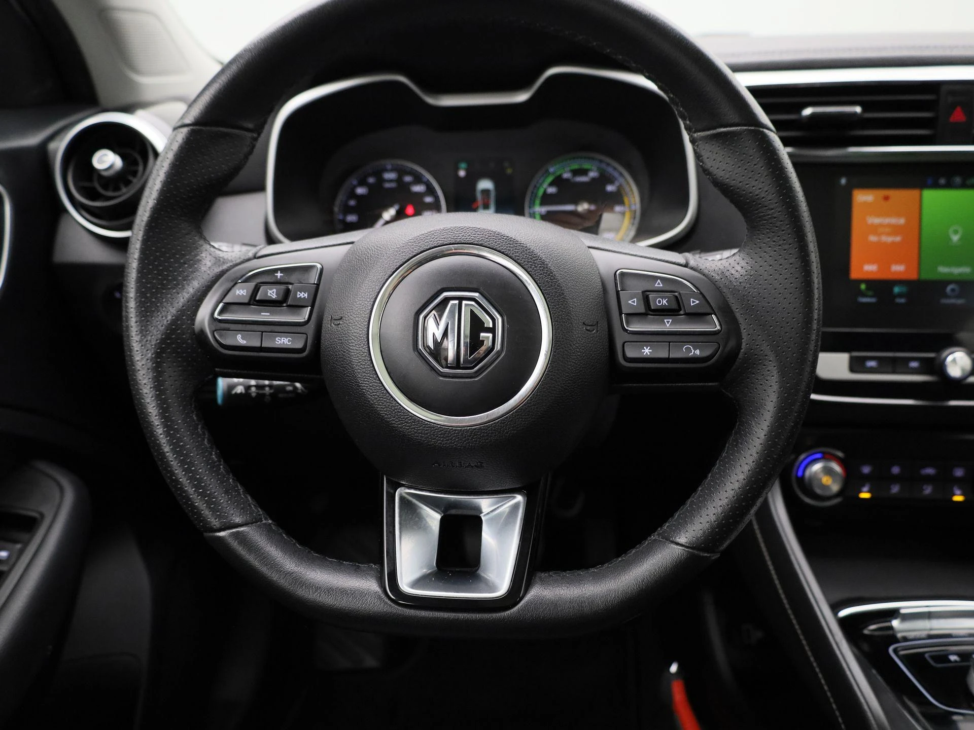 MG-ZS EV-image-6