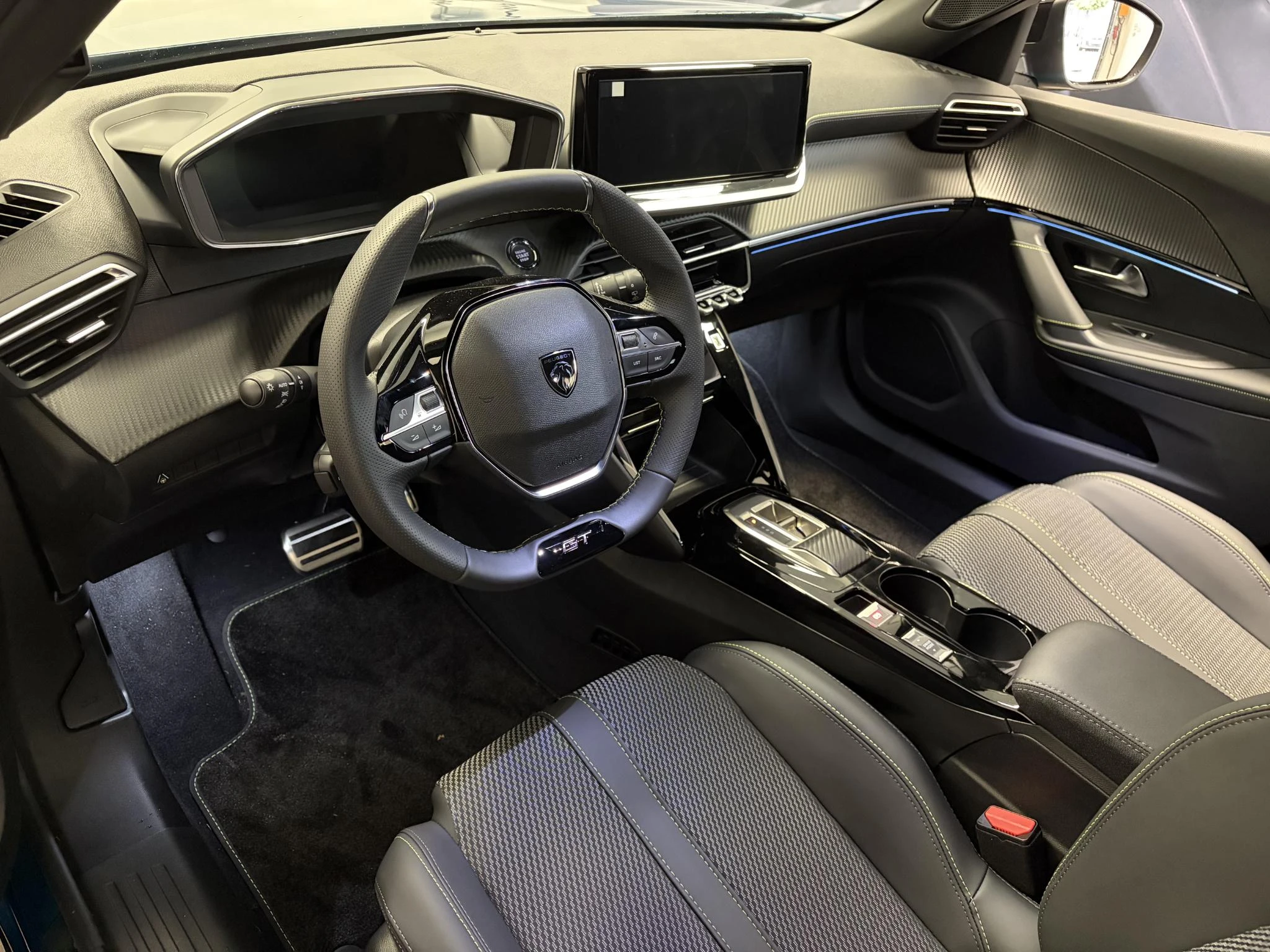 Peugeot-2008-image-7