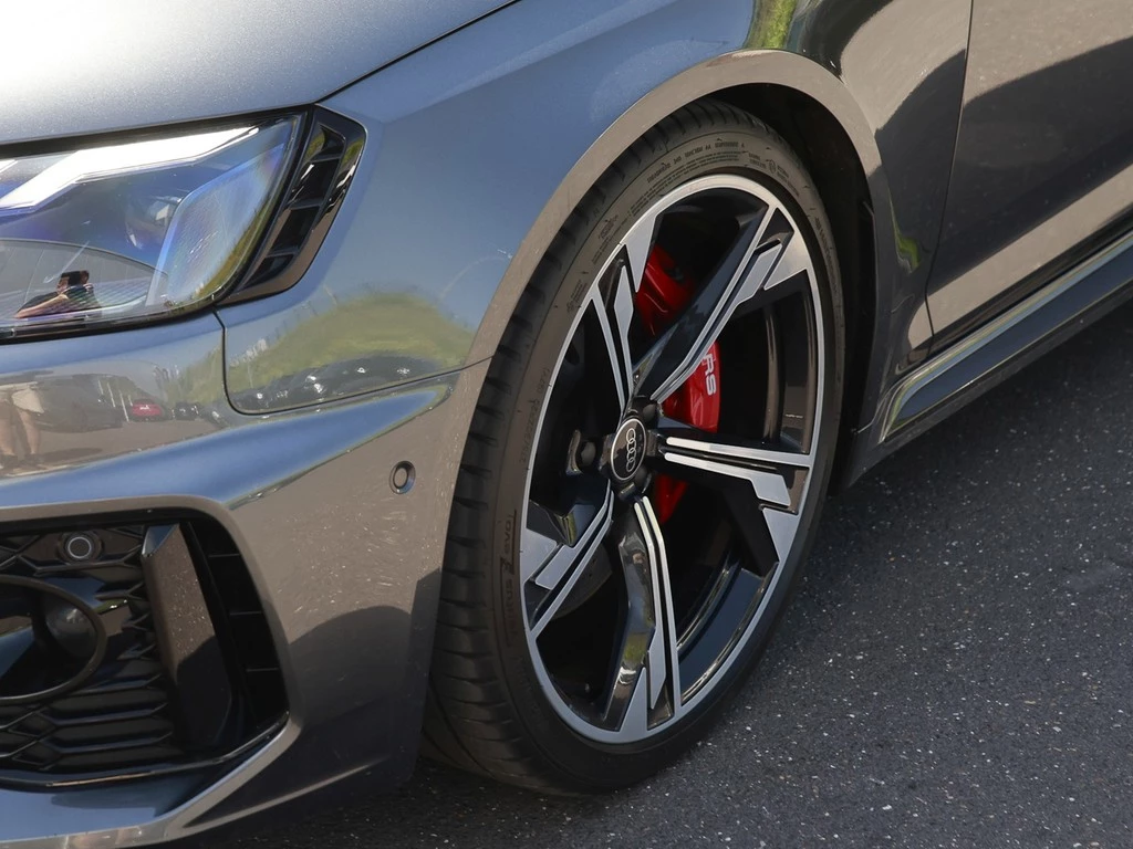 Audi RS4 Avant 2.9 TFSI Navi Matrix Panorama AHK B&O
