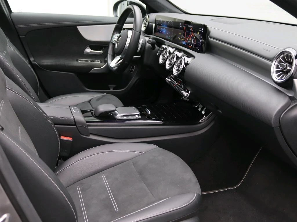 Mercedes-Benz A-Klasse 250 e Business Solution AMG-Line