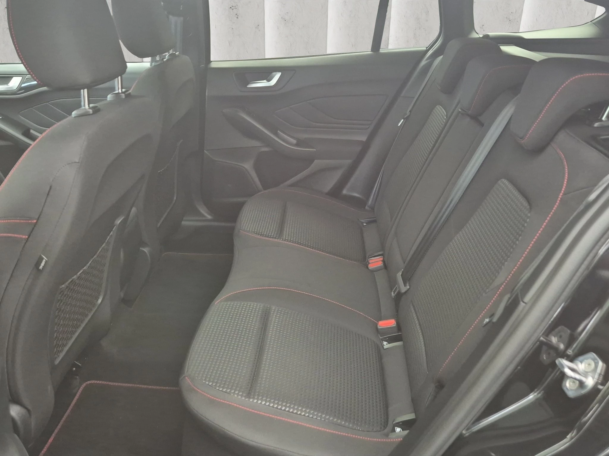 Ford Focus ST-Line X Turnier Aut.*AHK*ACC*HUD*KAM*NAVI*WINTER-PKT.