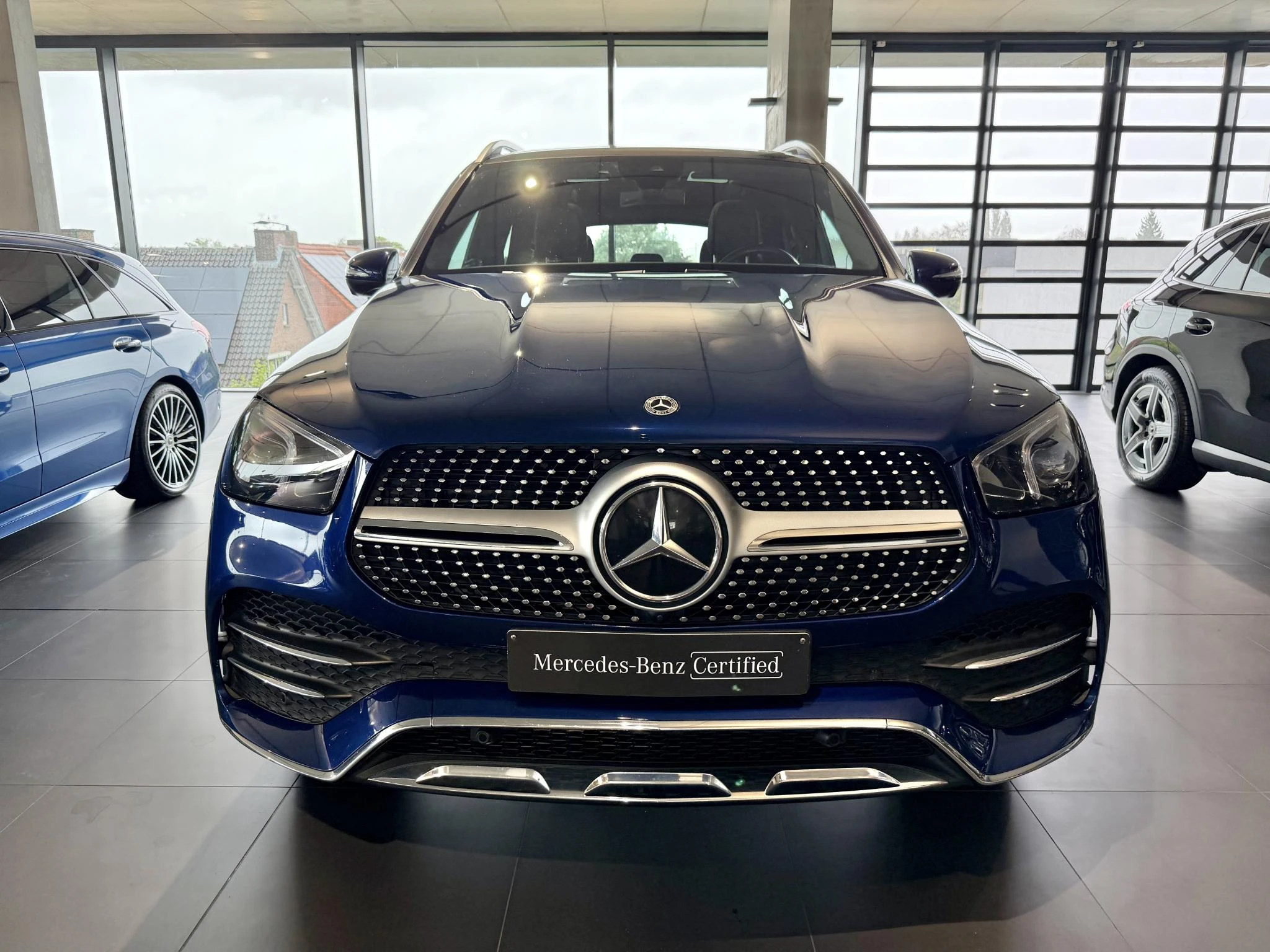 Mercedes-Benz-GLE-image-1