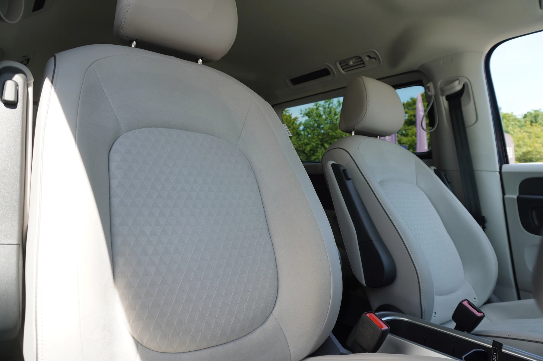 Volkswagen-ID. Buzz-image-44