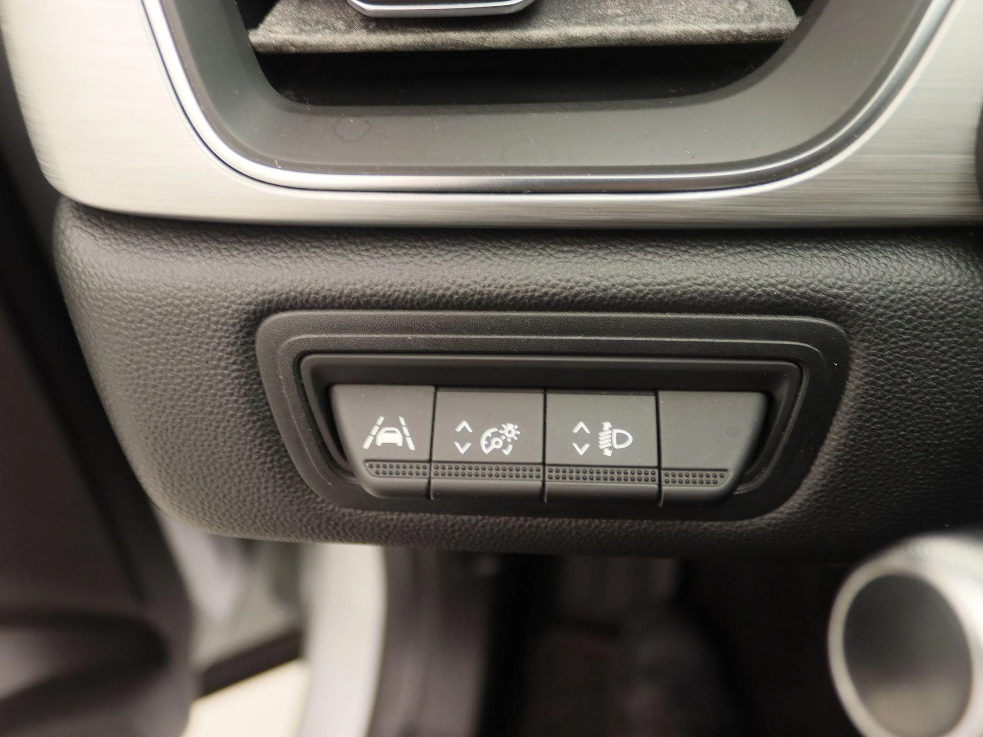 Renault-Captur-image-18