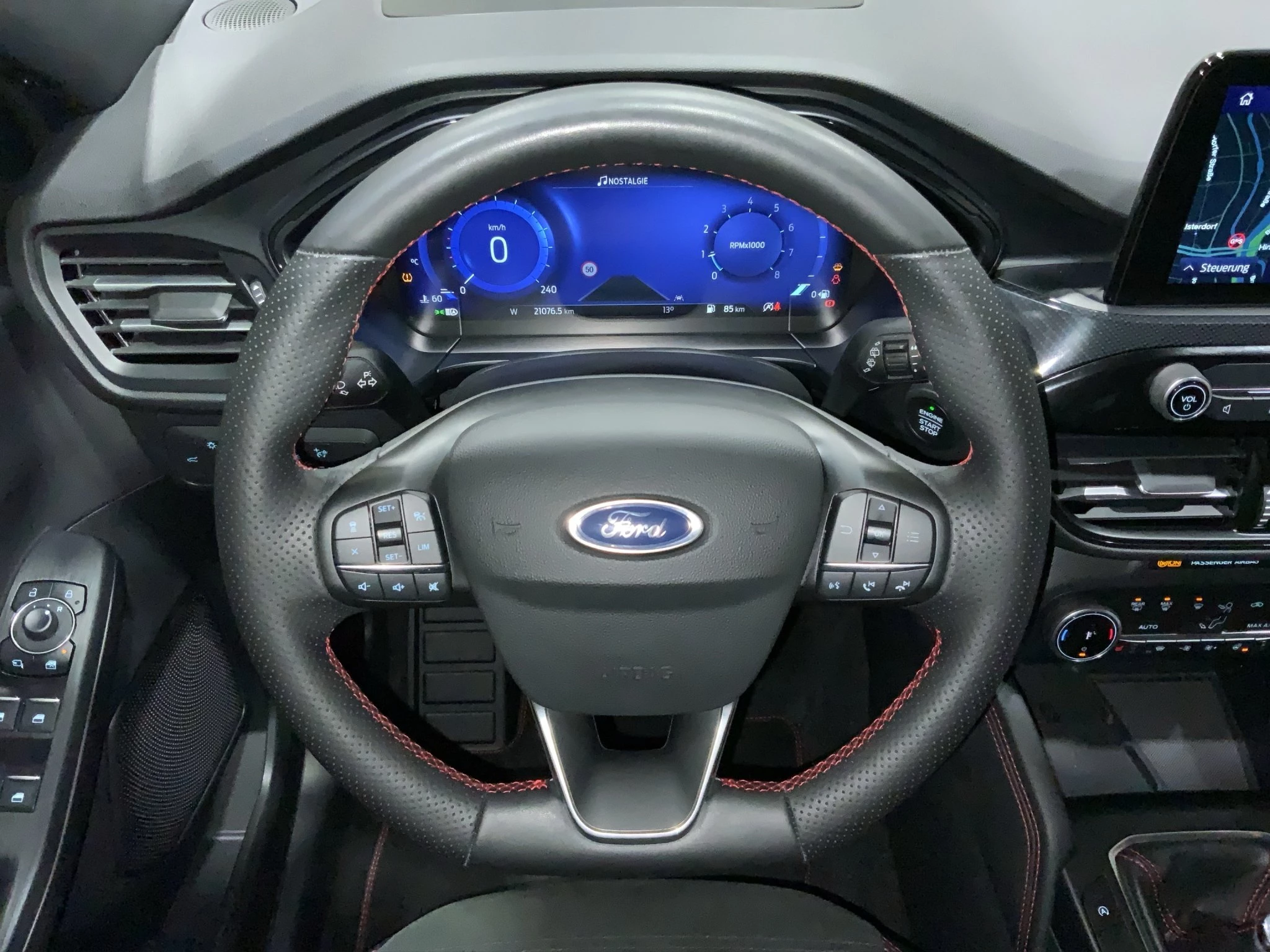Ford Kuga ST-Line X*PANO*AHK*KAM*ACC*NAVI*SOUND-SYS.