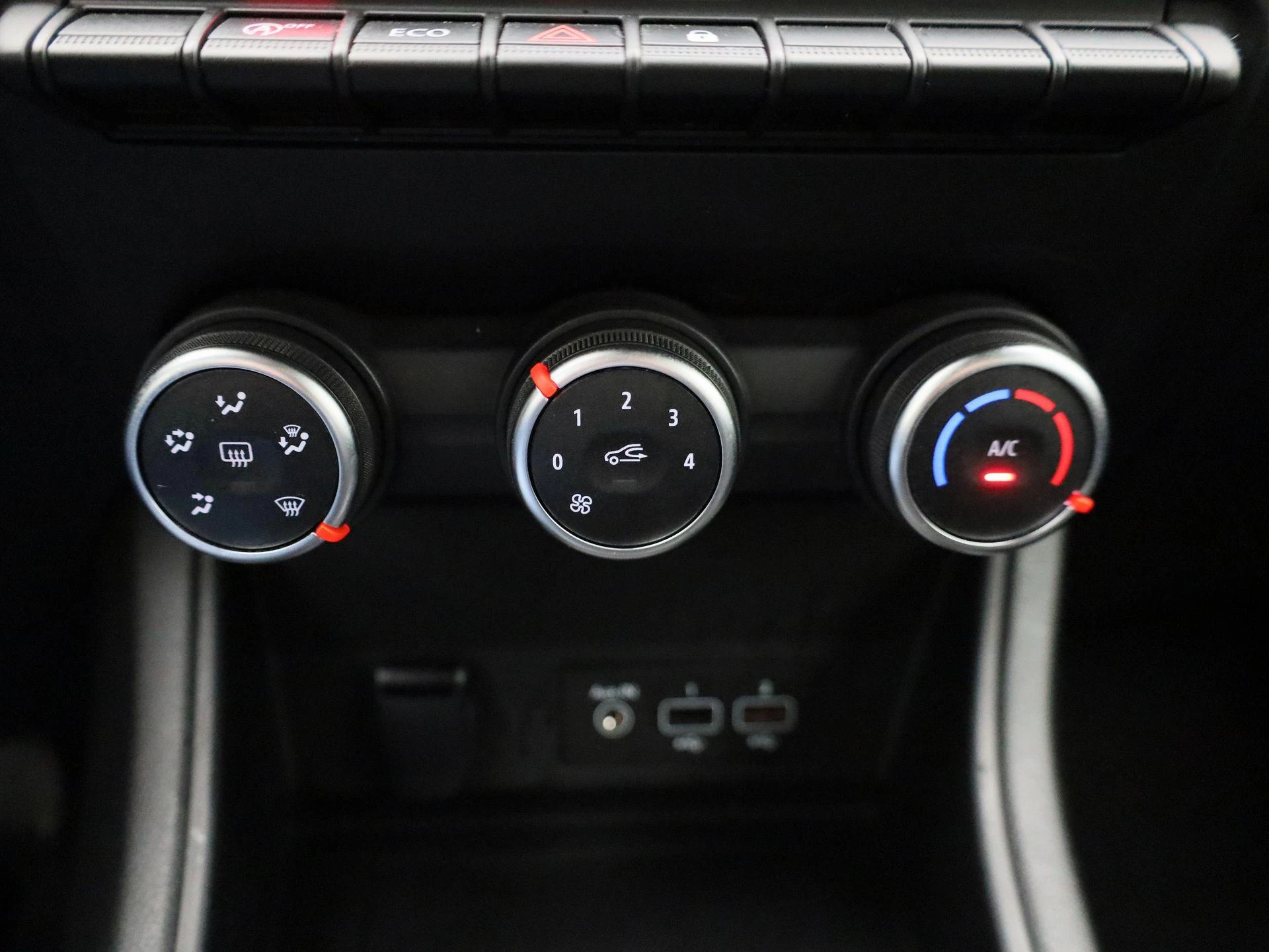 Renault-Captur-image-18