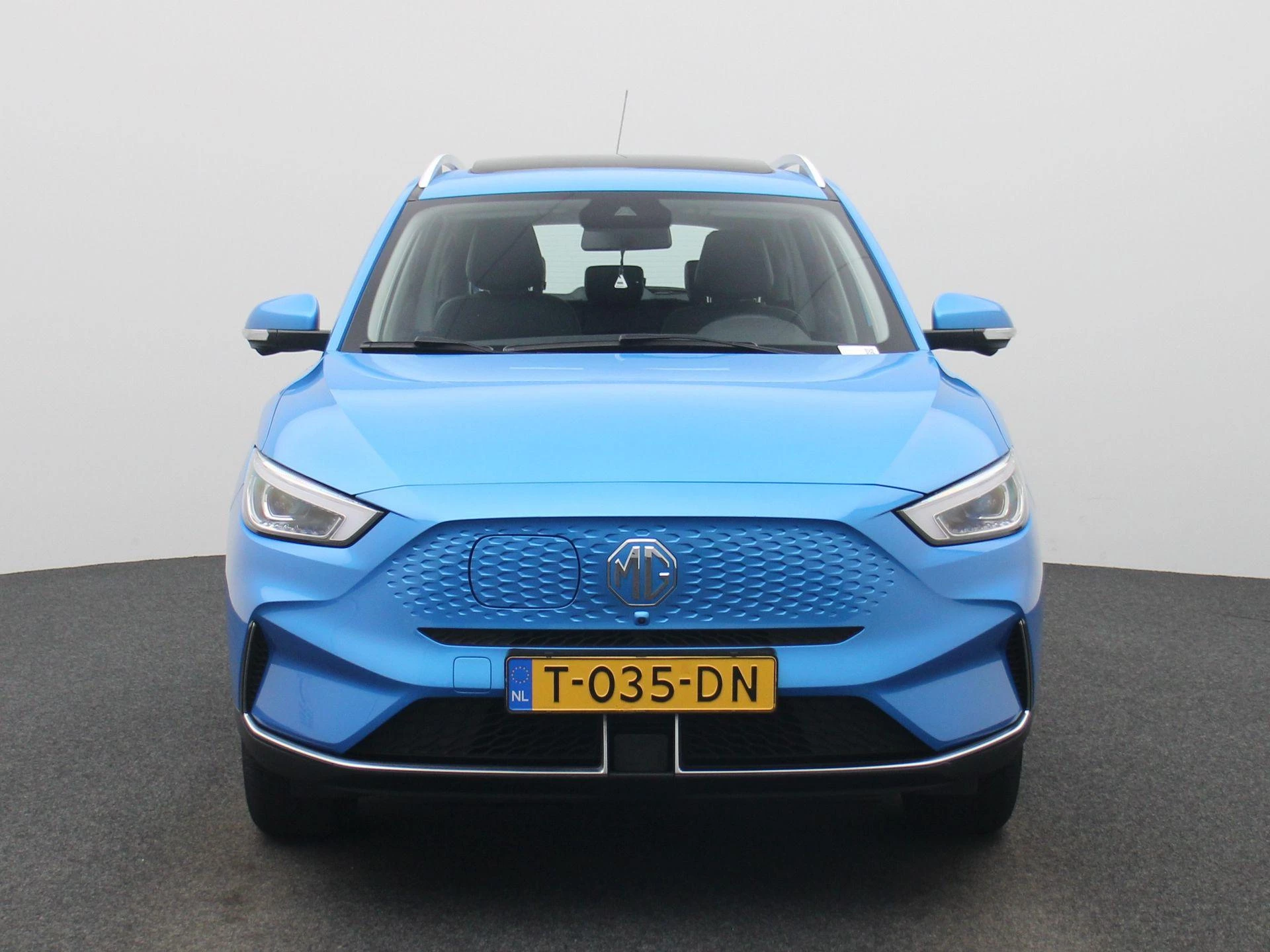 MG ZS EV Long Range Luxury 70 kWh