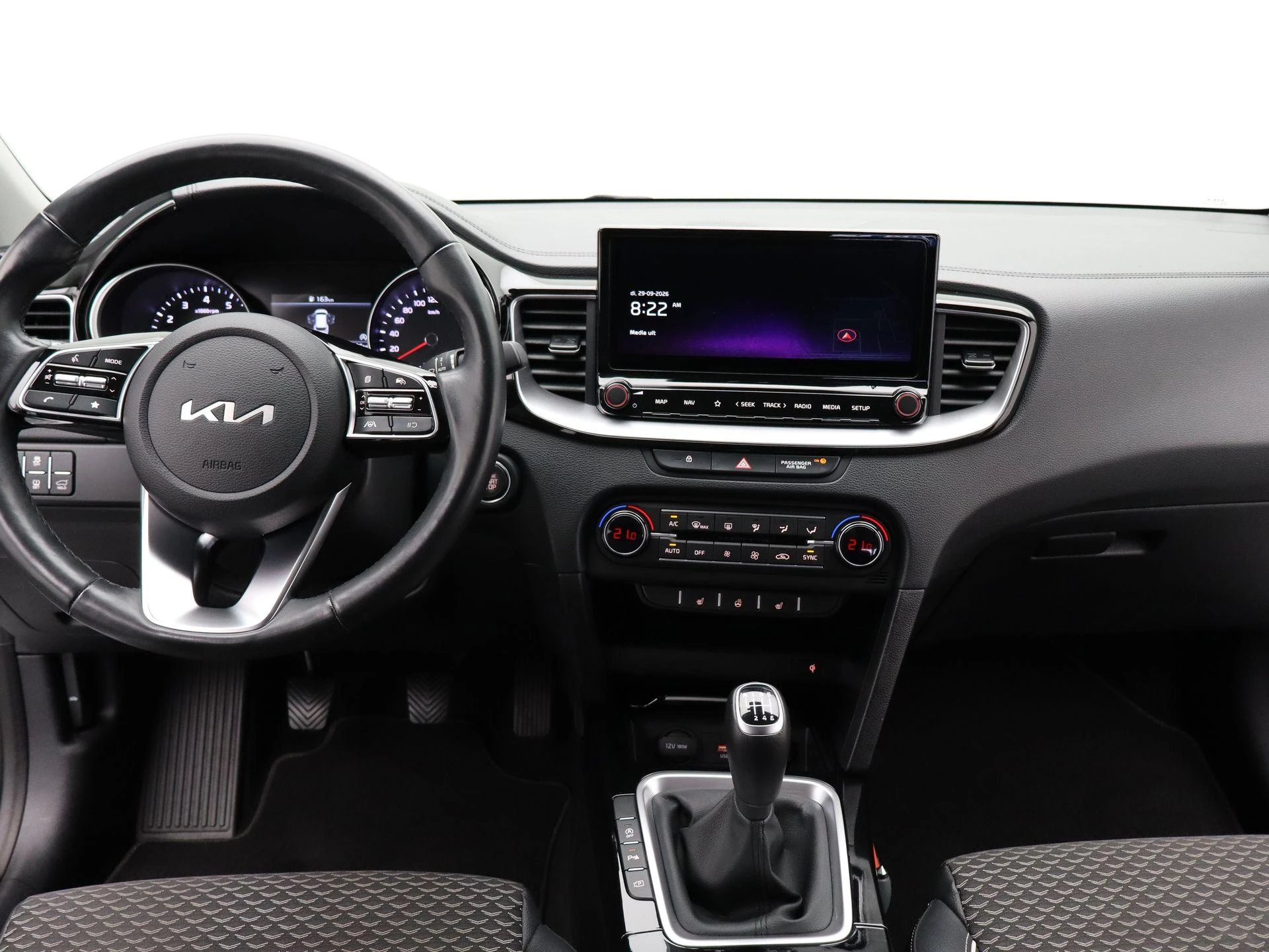 Kia-Ceed Sportswagon-image-9