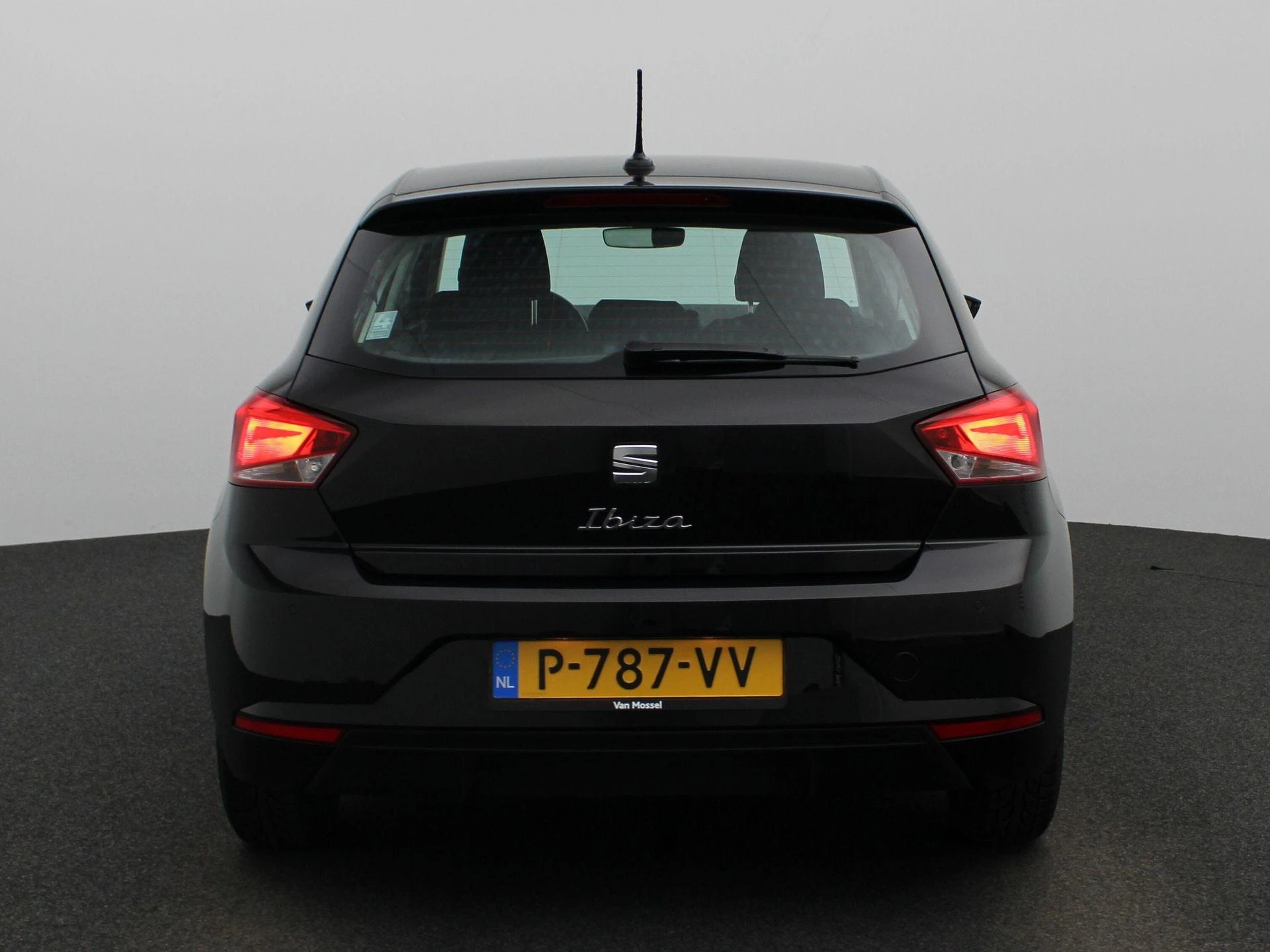SEAT-Ibiza-image-4