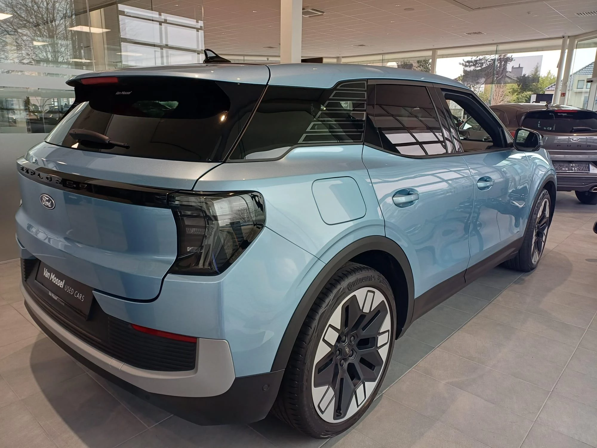 Ford Explorer RWD Premium - Pano - Driver Assist - 602km Range