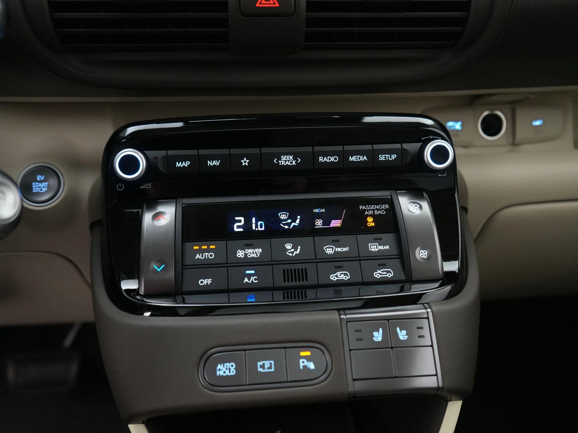 Hyundai-Inster-image-18